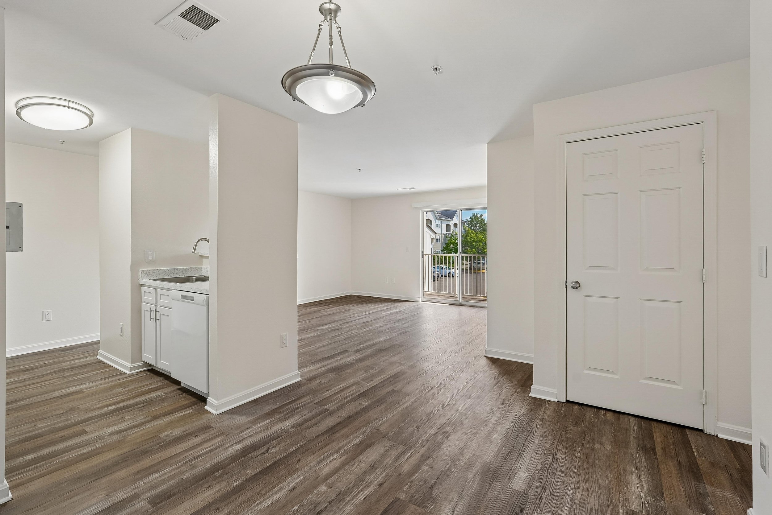 floor plan-dining room-swz76kr1w6.jpg