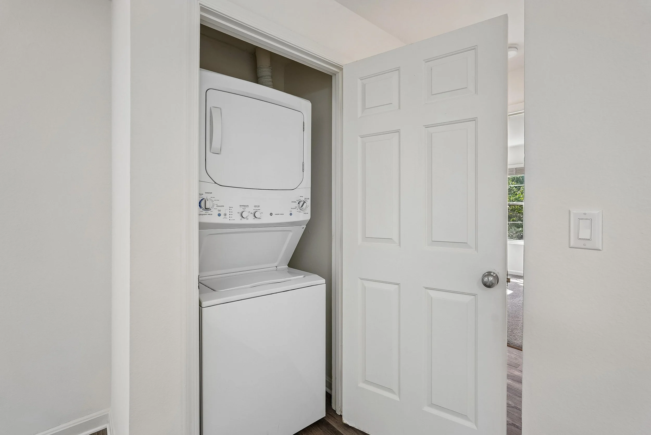 floor plan-washer dryer-7dv6hpkbtz.jpg