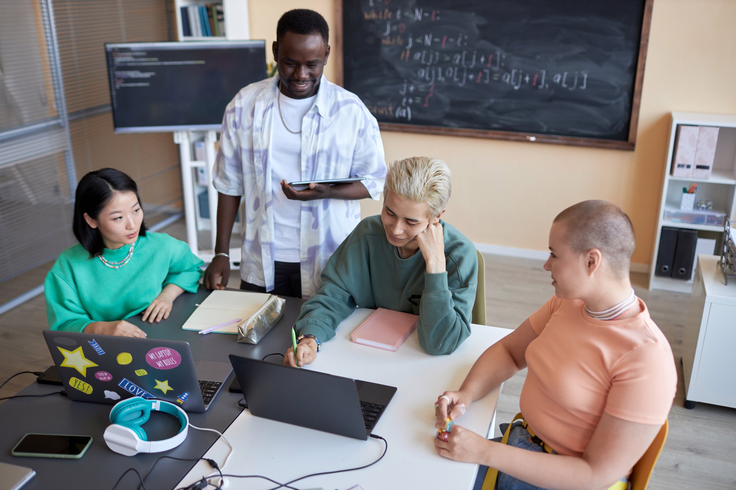 How to Align Digital Learning with Digital Community