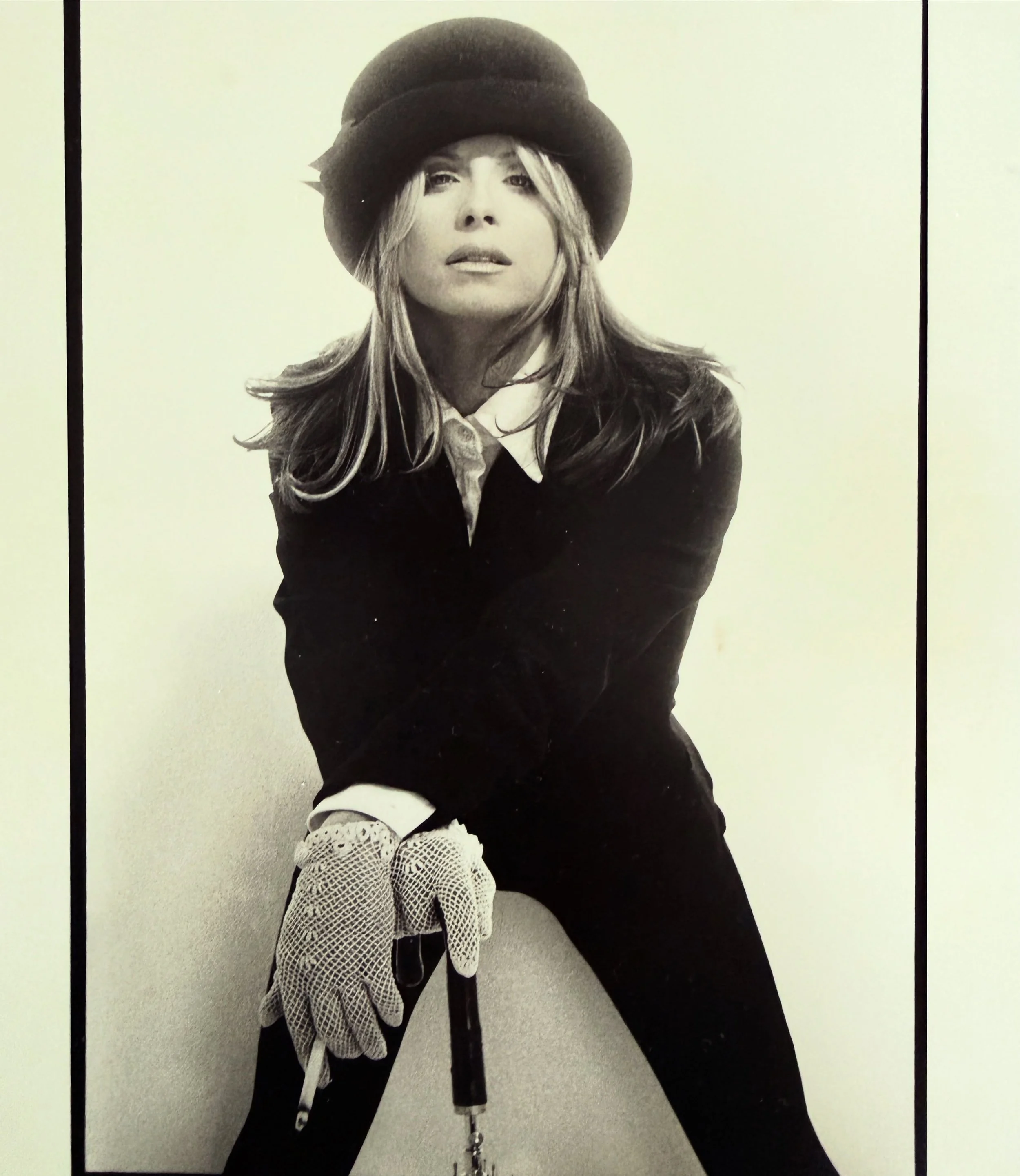 Character Driven 🎩🎭🖤🚬
Steps alone are never enough for me&hellip; Fortunately, I&rsquo;ve worked with and have learned from some of the greatest masters who taught me the best dancers, performers, artists are storytellers - coming from a place of