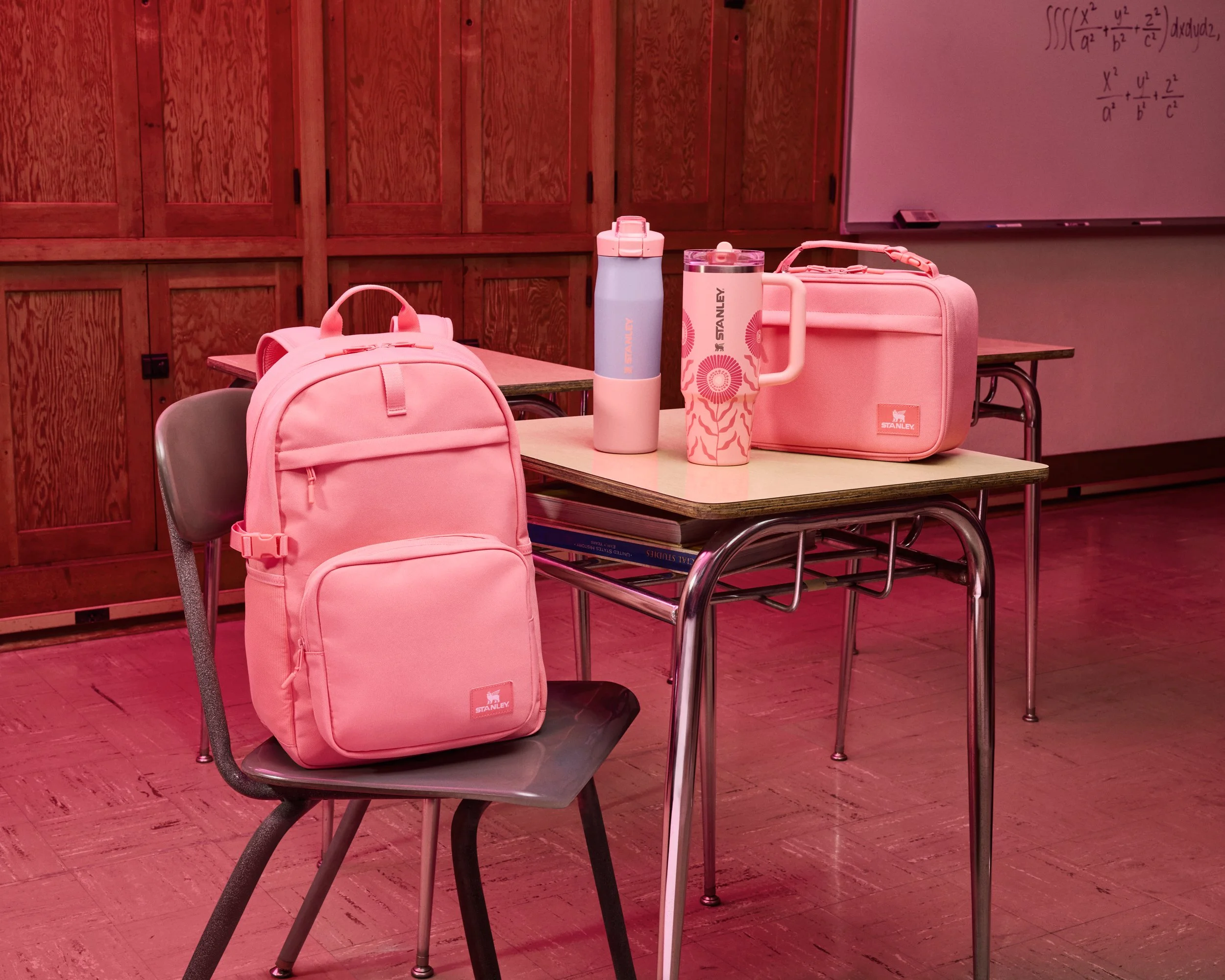 H226-OMNI-ClassroomPink-Amazon-Backpack-IceFlow-FlowState-Lunchbox-Horizontal_1113 _R4.jpg