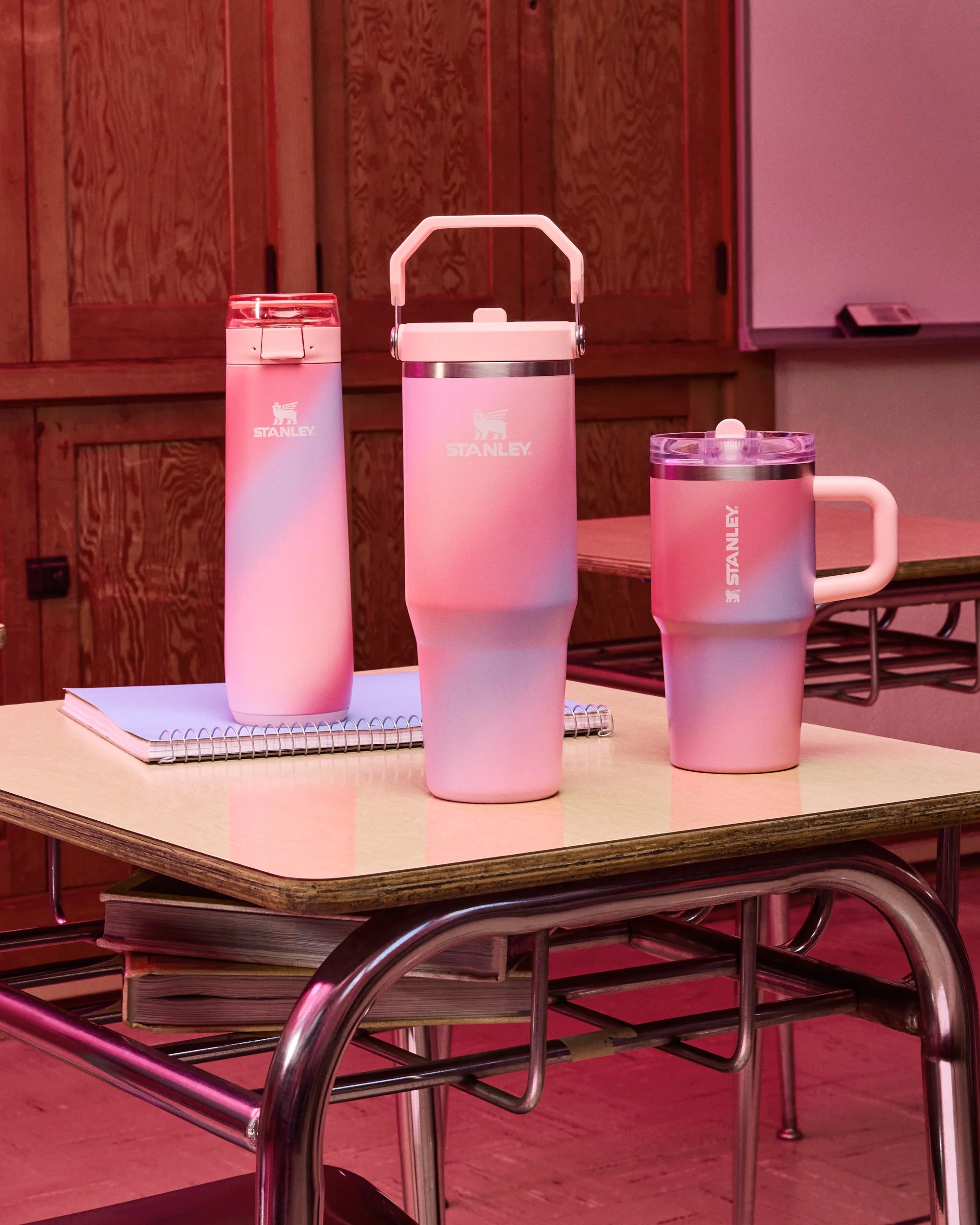 H226-OMNI-ClassroomPink-Academy-FlowState-SunsetSpiral-Horizontal_1179 _R4.jpg