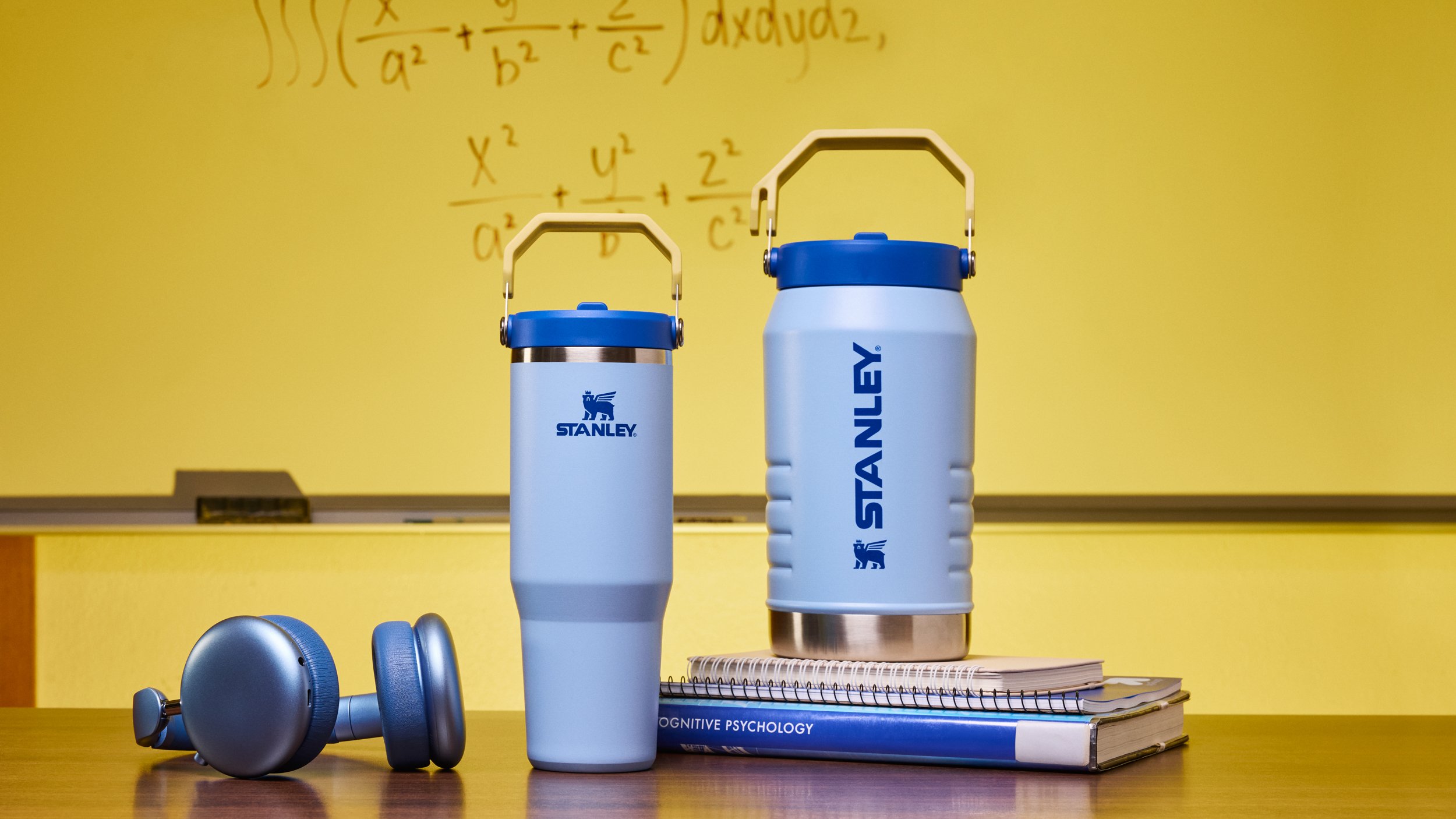 H226-OMNI-Classroom-DTC-Amazon-Blue-Horizontal_0861 _R4.jpg
