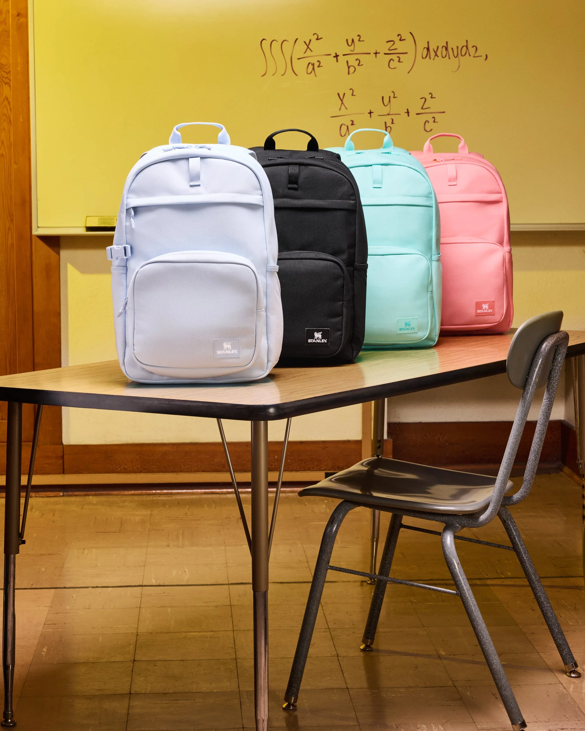 H226-OMNI-Classroom-Academy-4ColorBackpacks-Horizontal_0820 _R4.jpg