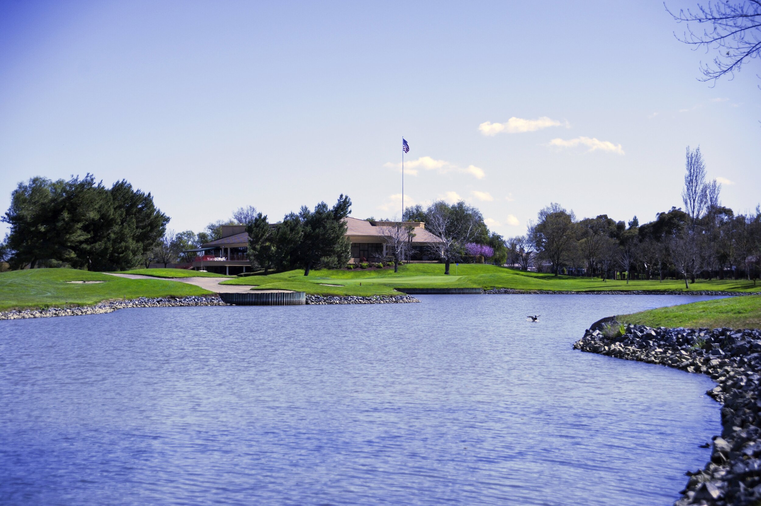 Discovery Bay Country Club