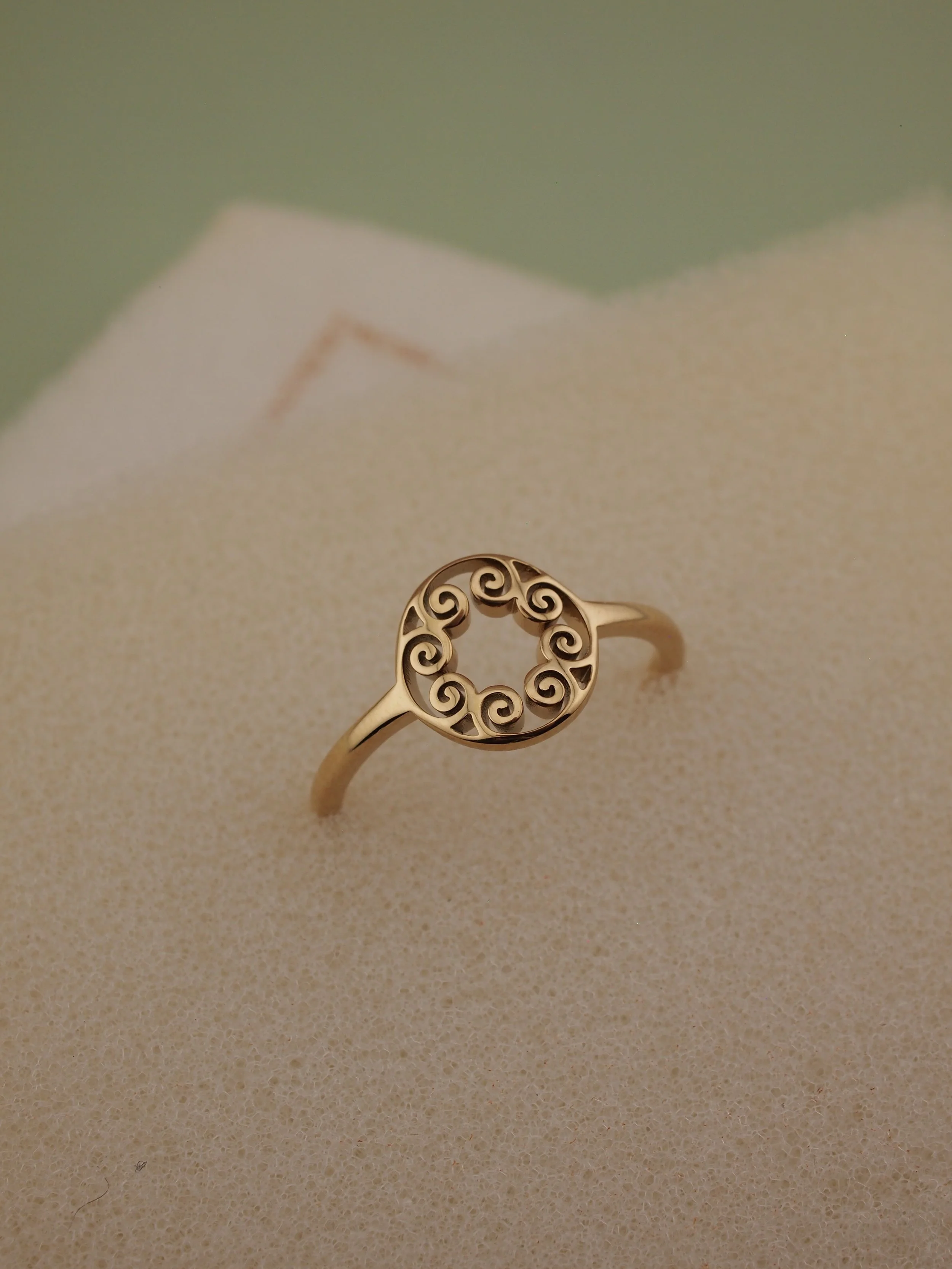 UBARRI_RING03.JPG