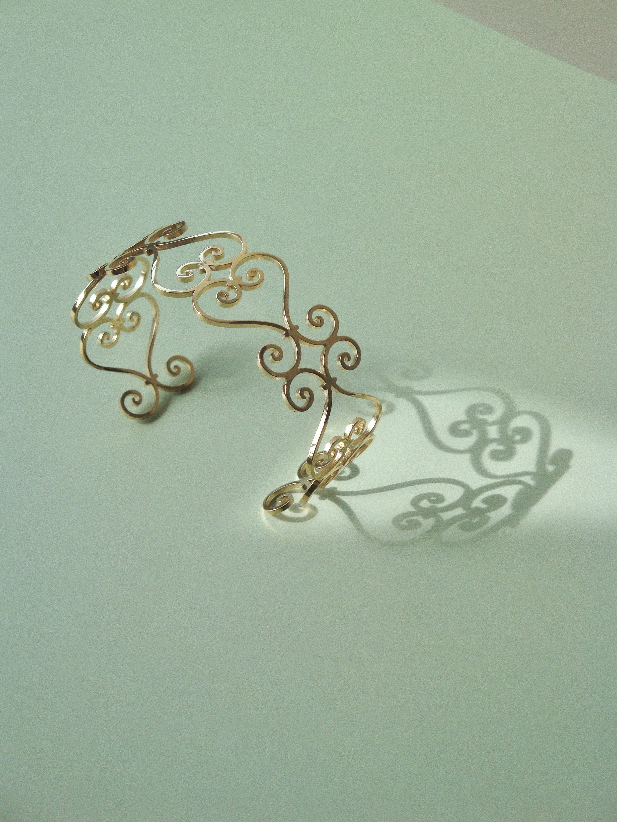 Corazón Cuff Bracelet