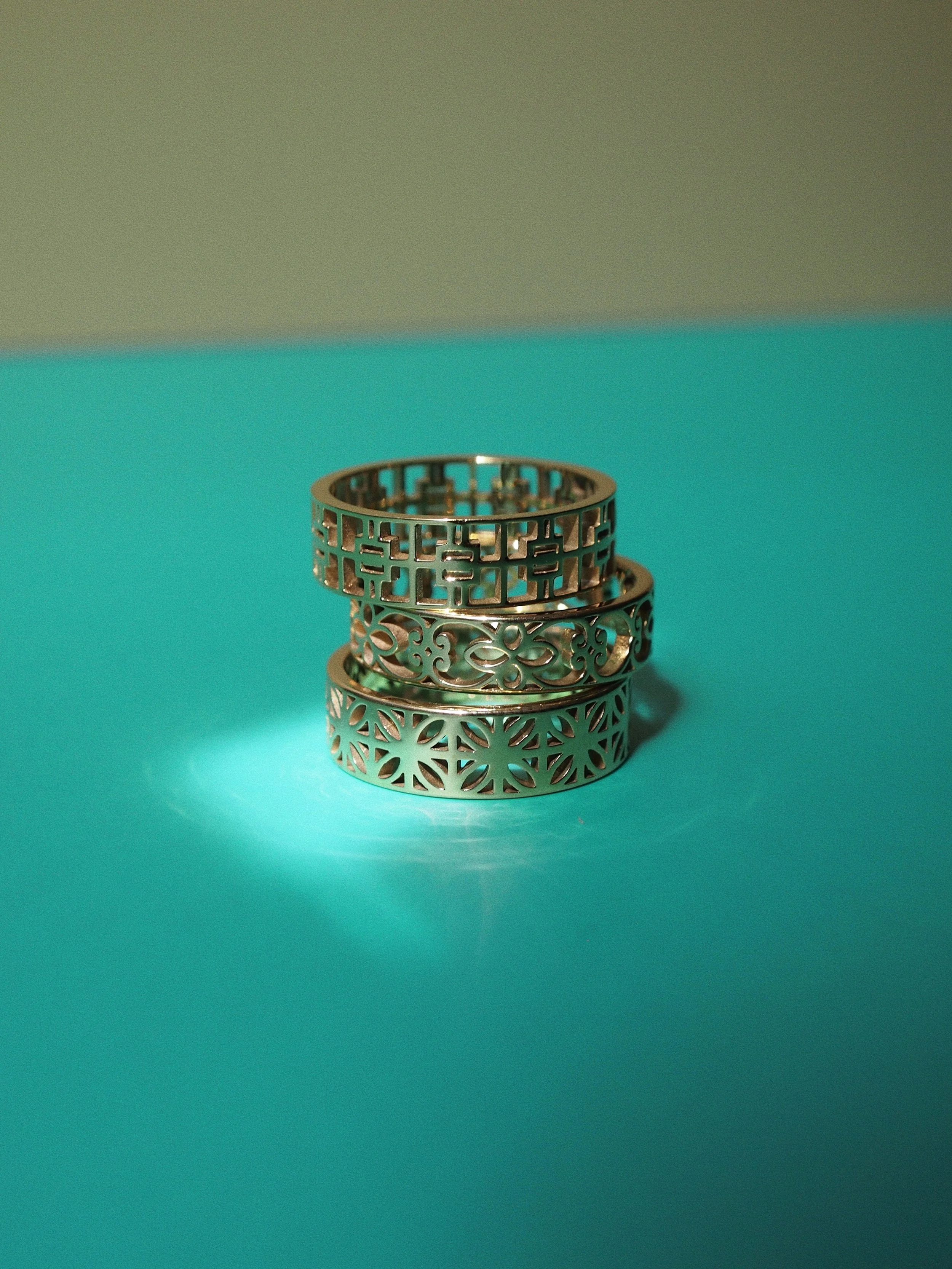 RINGS_GOLD_01.JPG