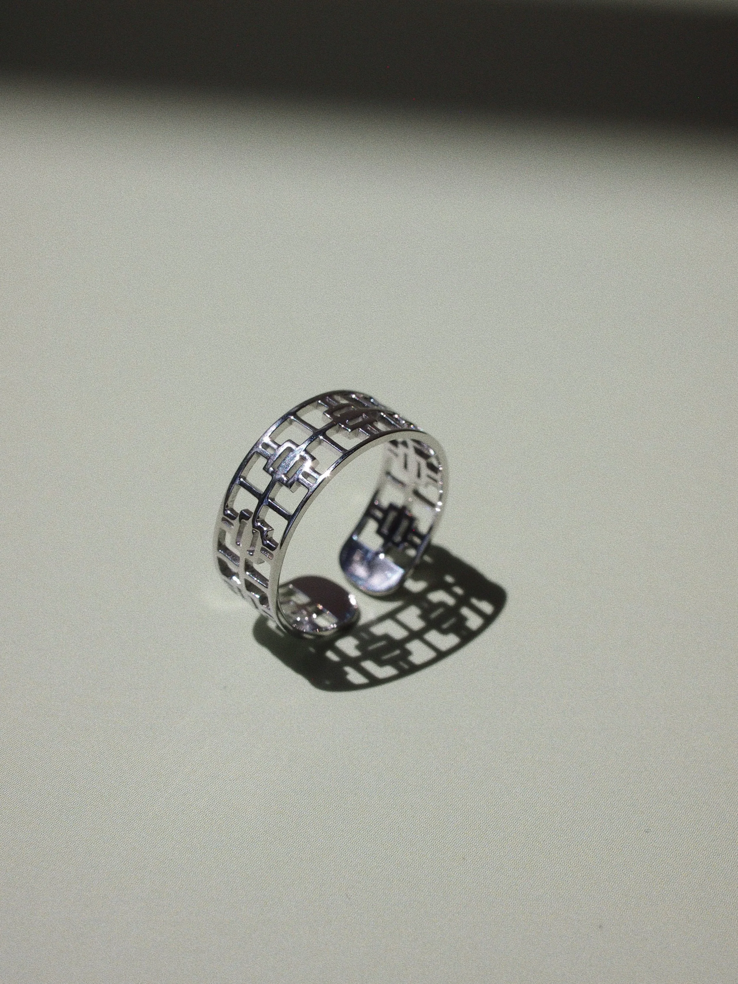 TOE_RING_URAL03.JPG