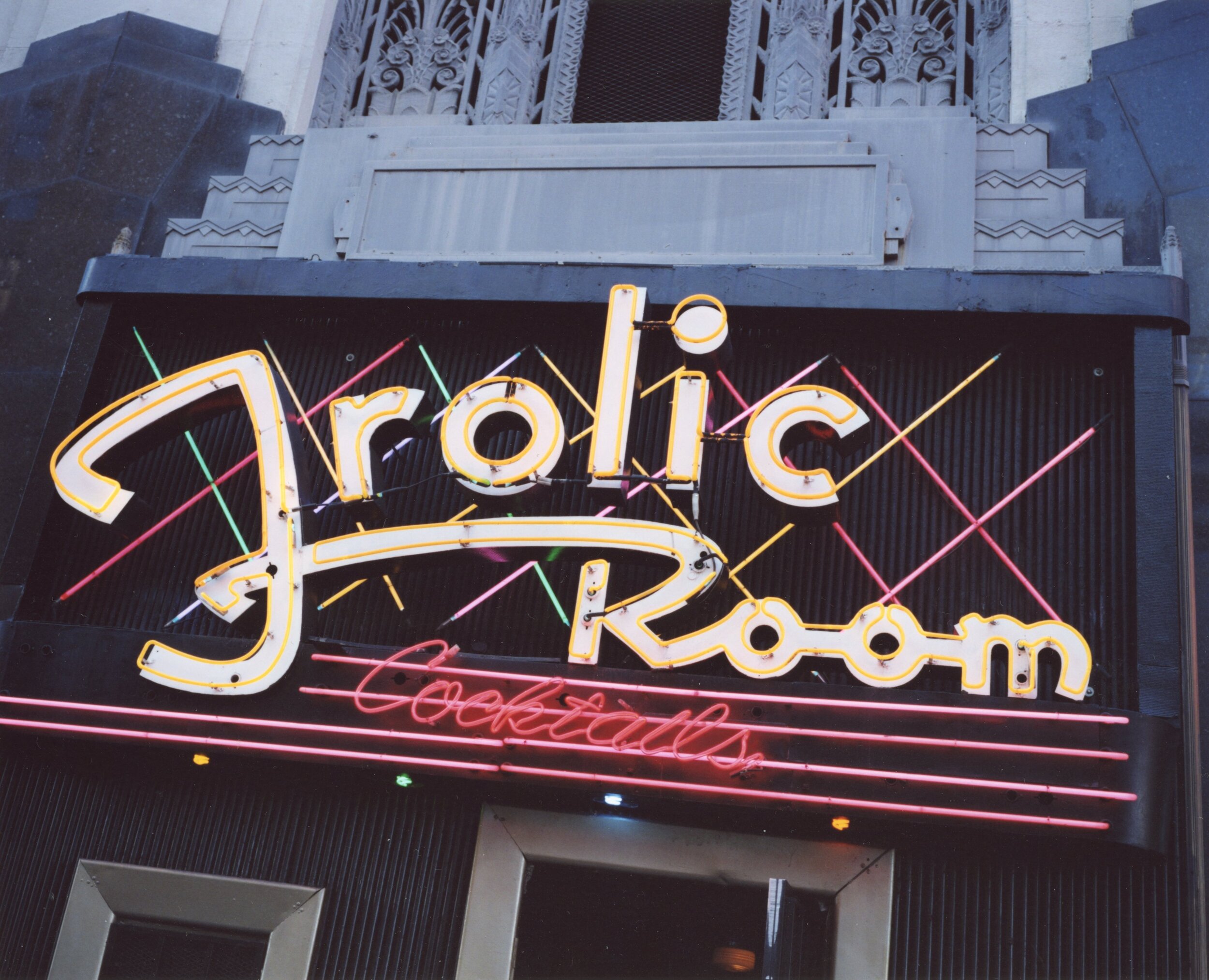 frolic room01.jpg