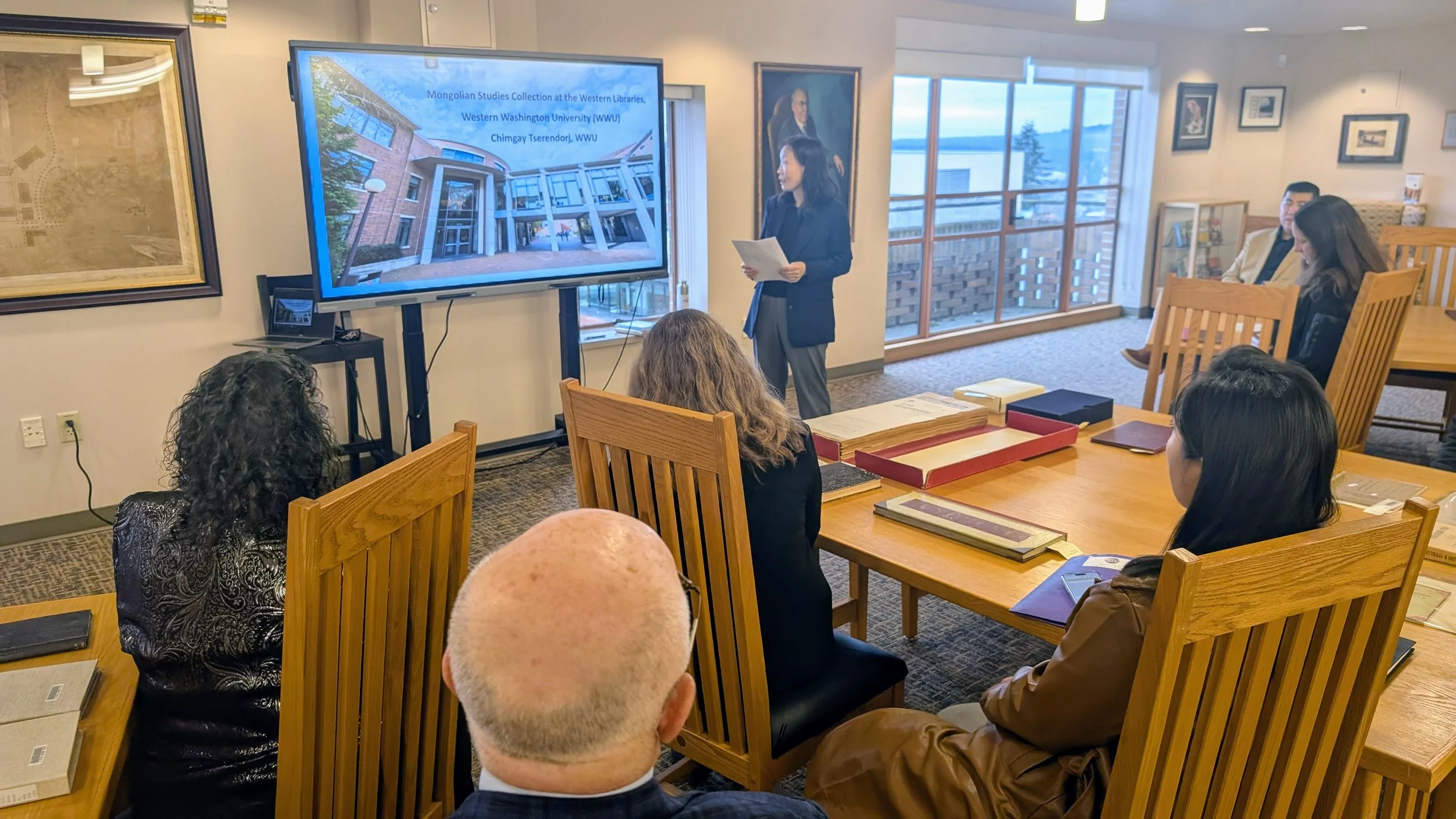 Prof. Chimgay introduces conference participants to the Mongolian Studies collections at the WWU Library.
