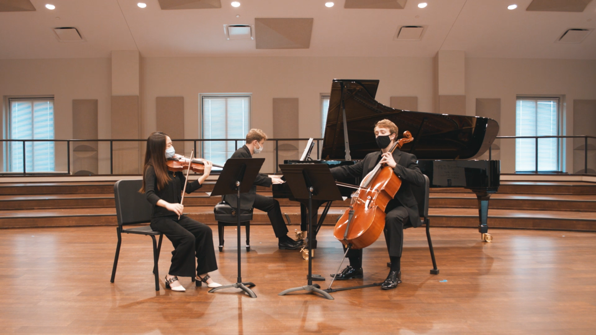 In Flanders Fields Final.mp4_snapshot_03.49_[2020.12.11_21.56.19].png