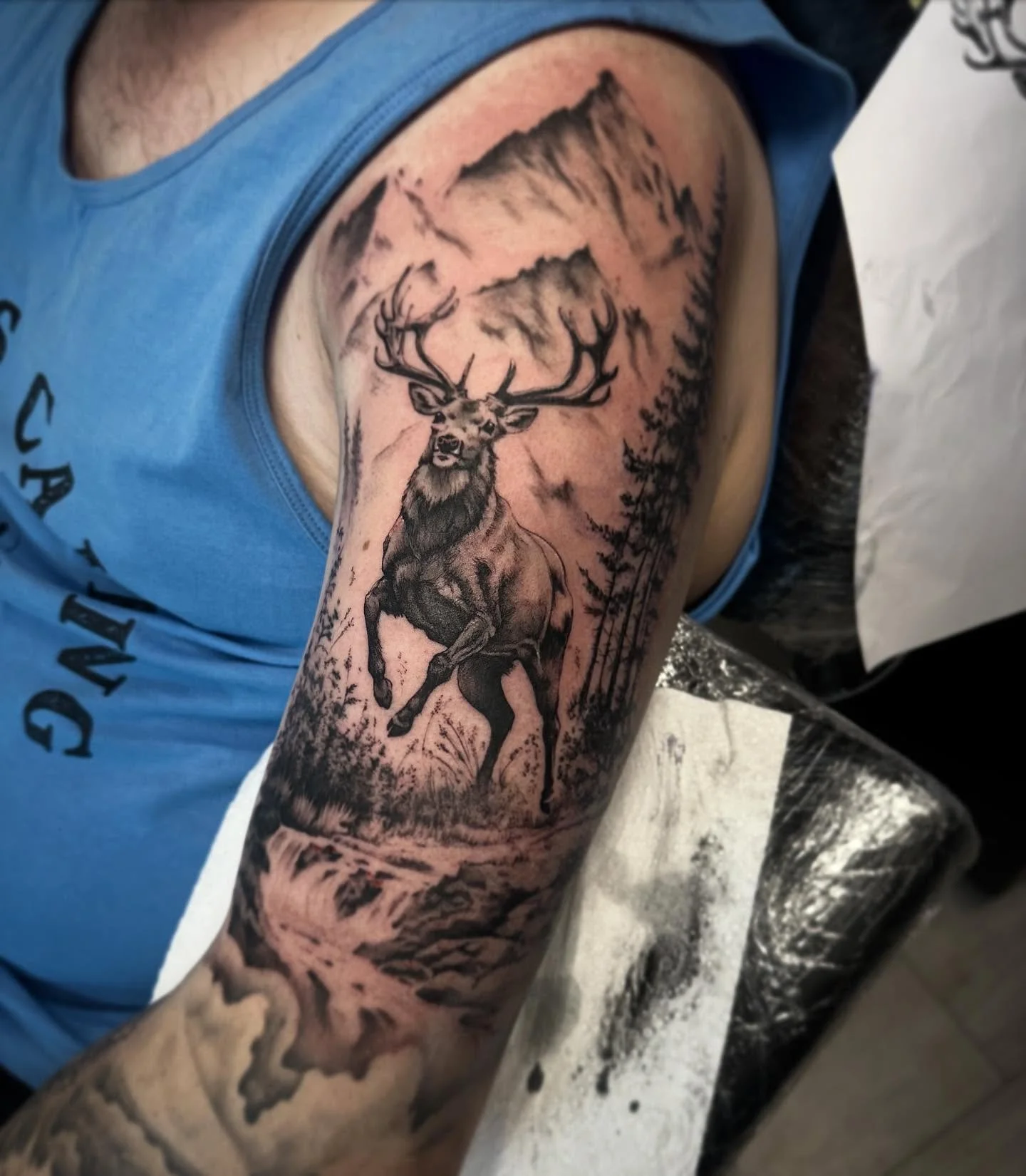 Books are now open. Email or dm to book in
Rob@lineartattoo.com