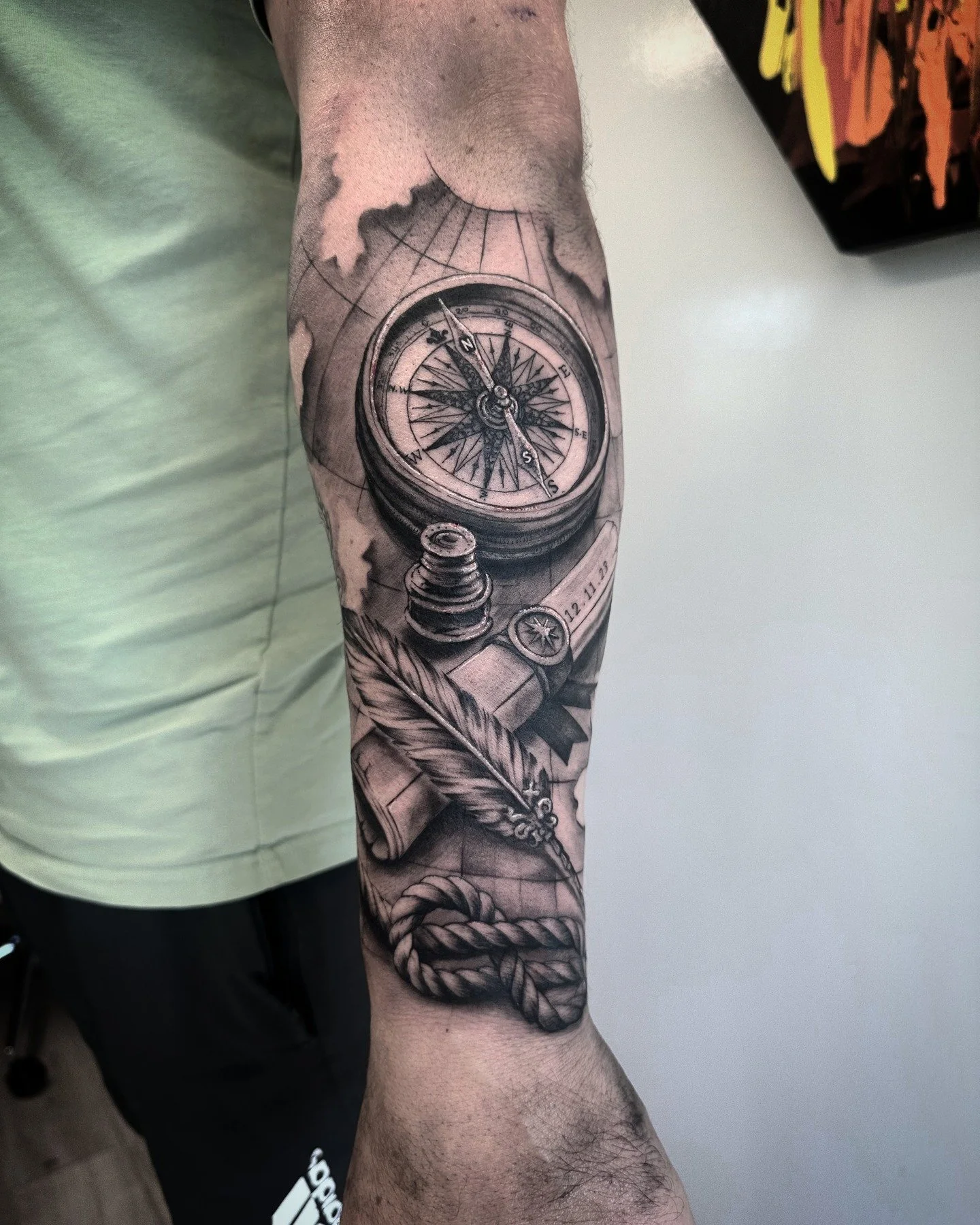 Nautical Forearm Tattoo
.
.
.
#realismtattoo #blackandgreytattoo #compasstattoo #maptattoo