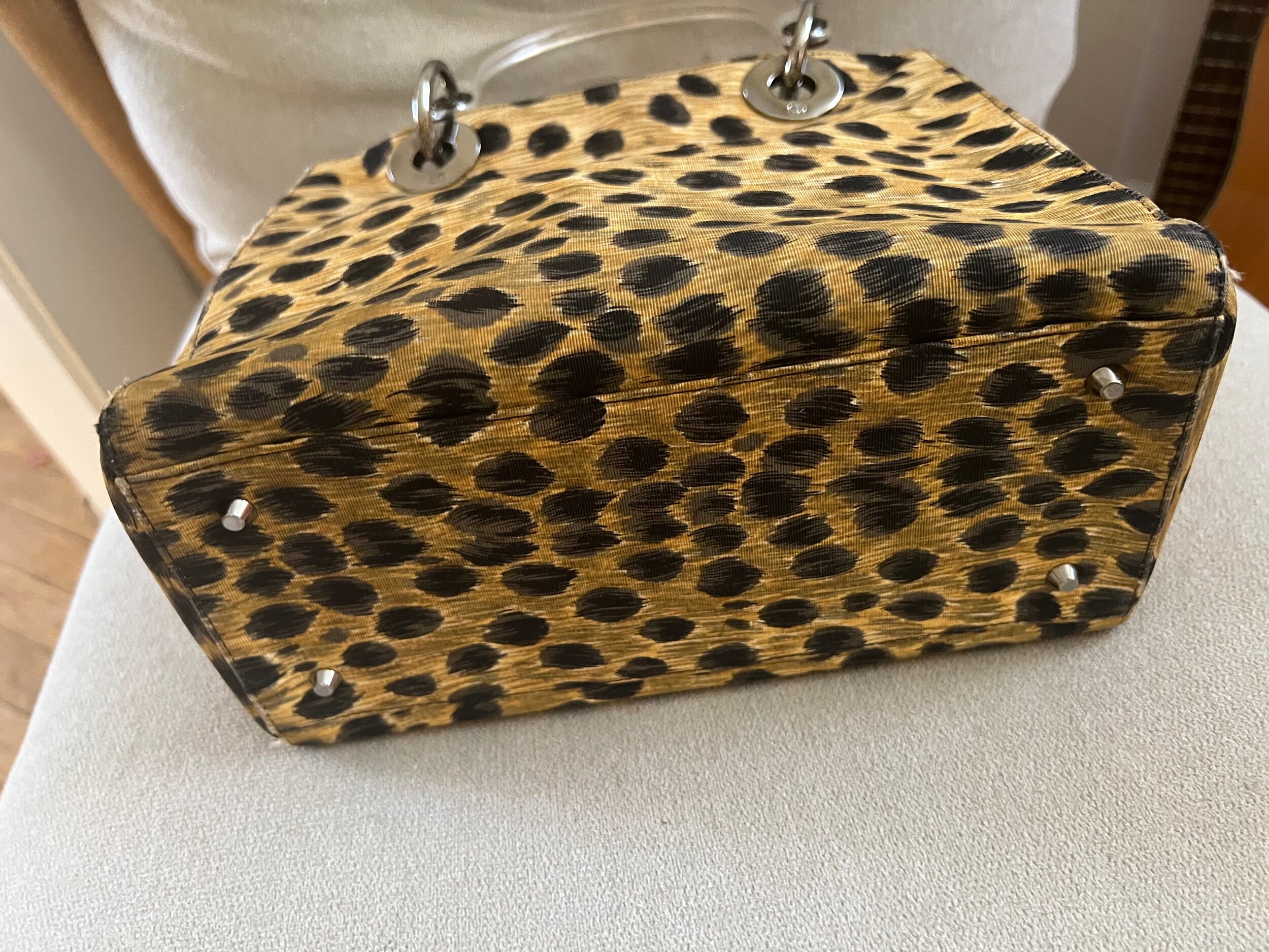 Vintage luxury designer handbags Vintage luxury designer handbags