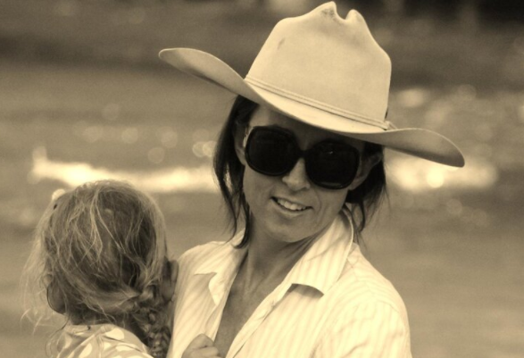 FITZROY CROSSING STORE OWNER SAYS 'THE ARMY' COULD HELP TO CURB YOUTH CRIME