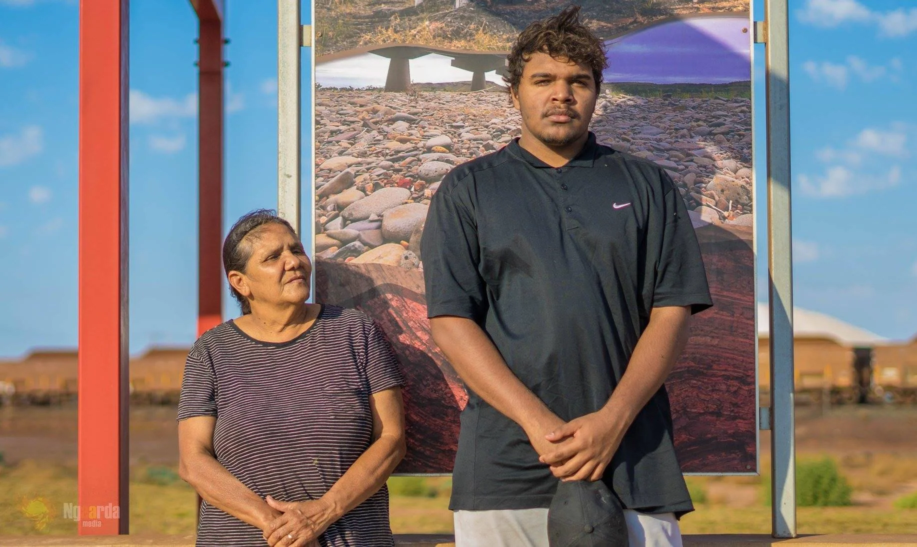 ROWAN WALKS TO GIVE PEOPLE HOPE