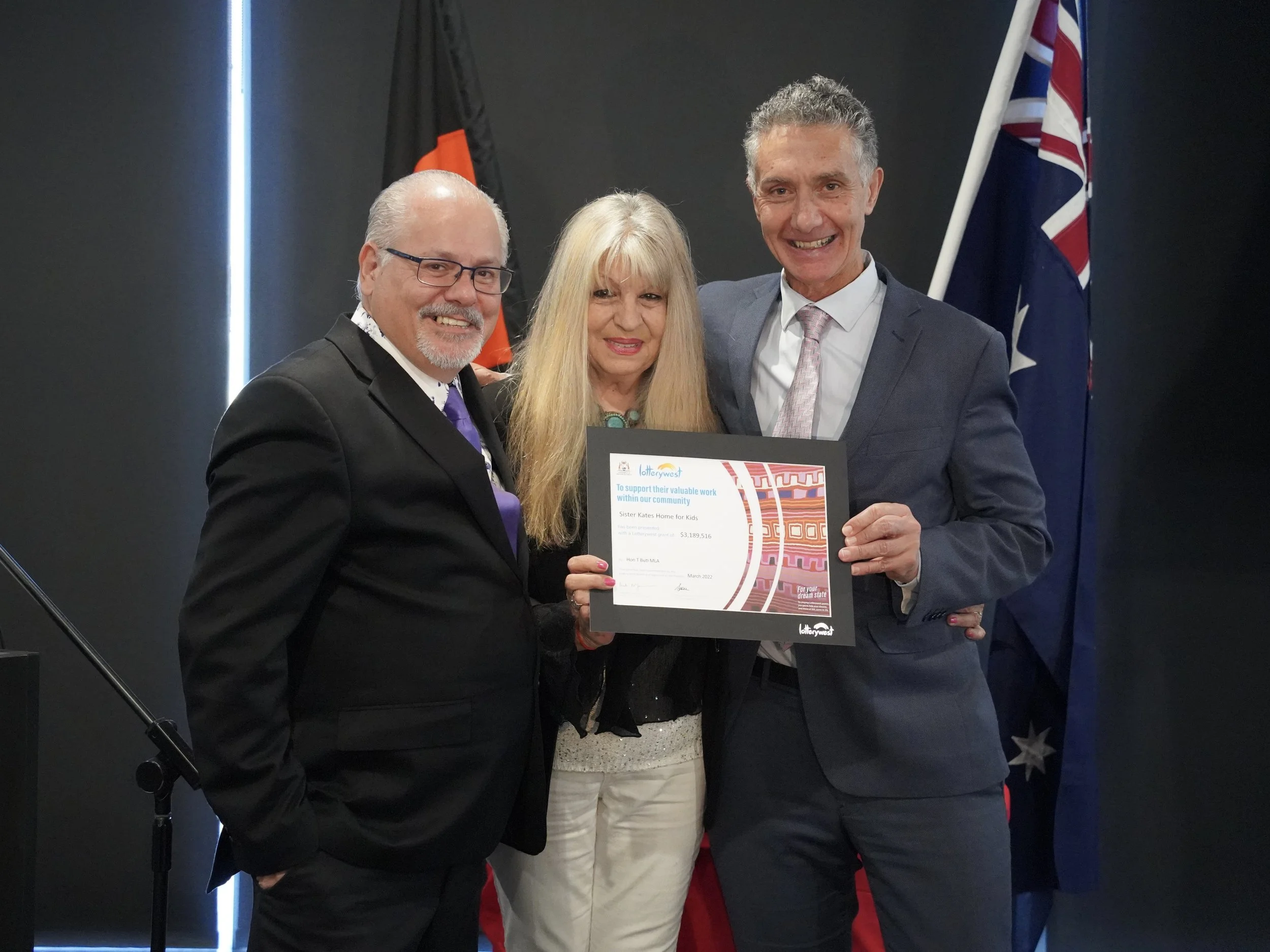SISTER KATE’S KIDS GET FAVOURITE BUSH BLOCK