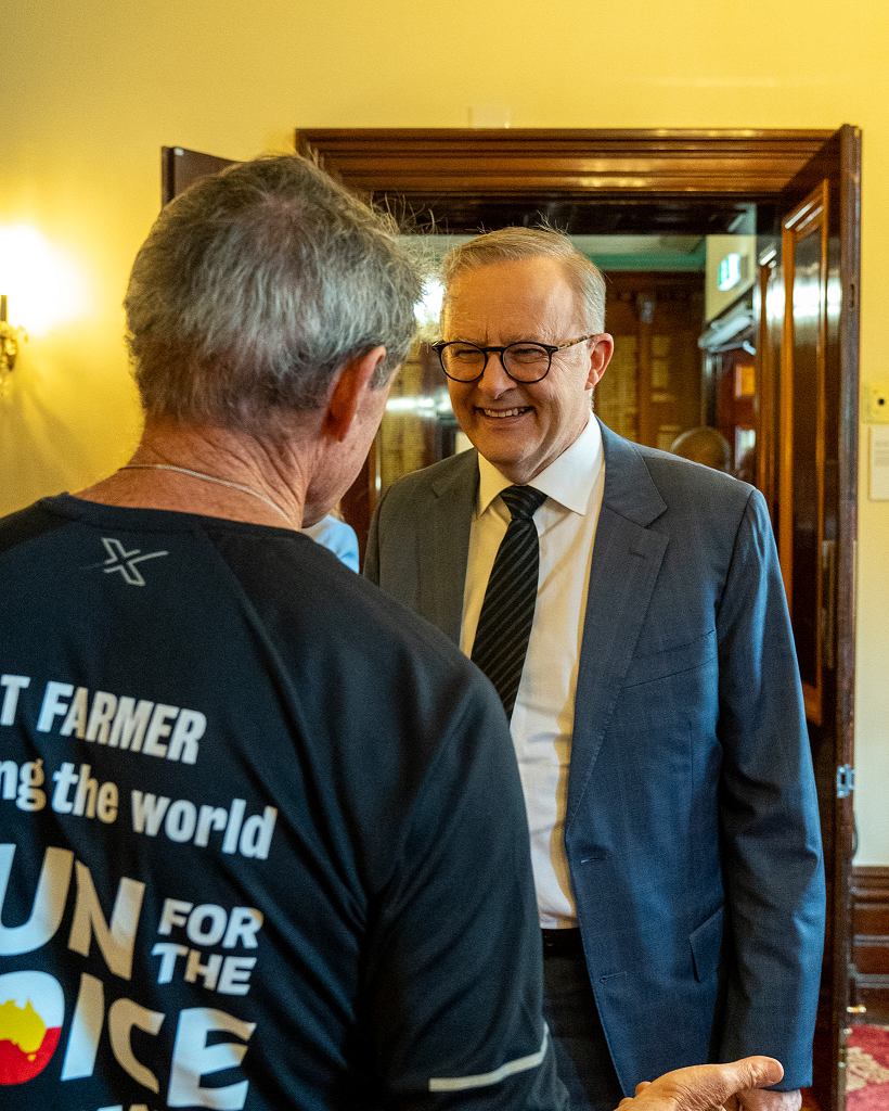 ‘YES’ AND ‘NO’ CAMPAIGNS HEAT UP