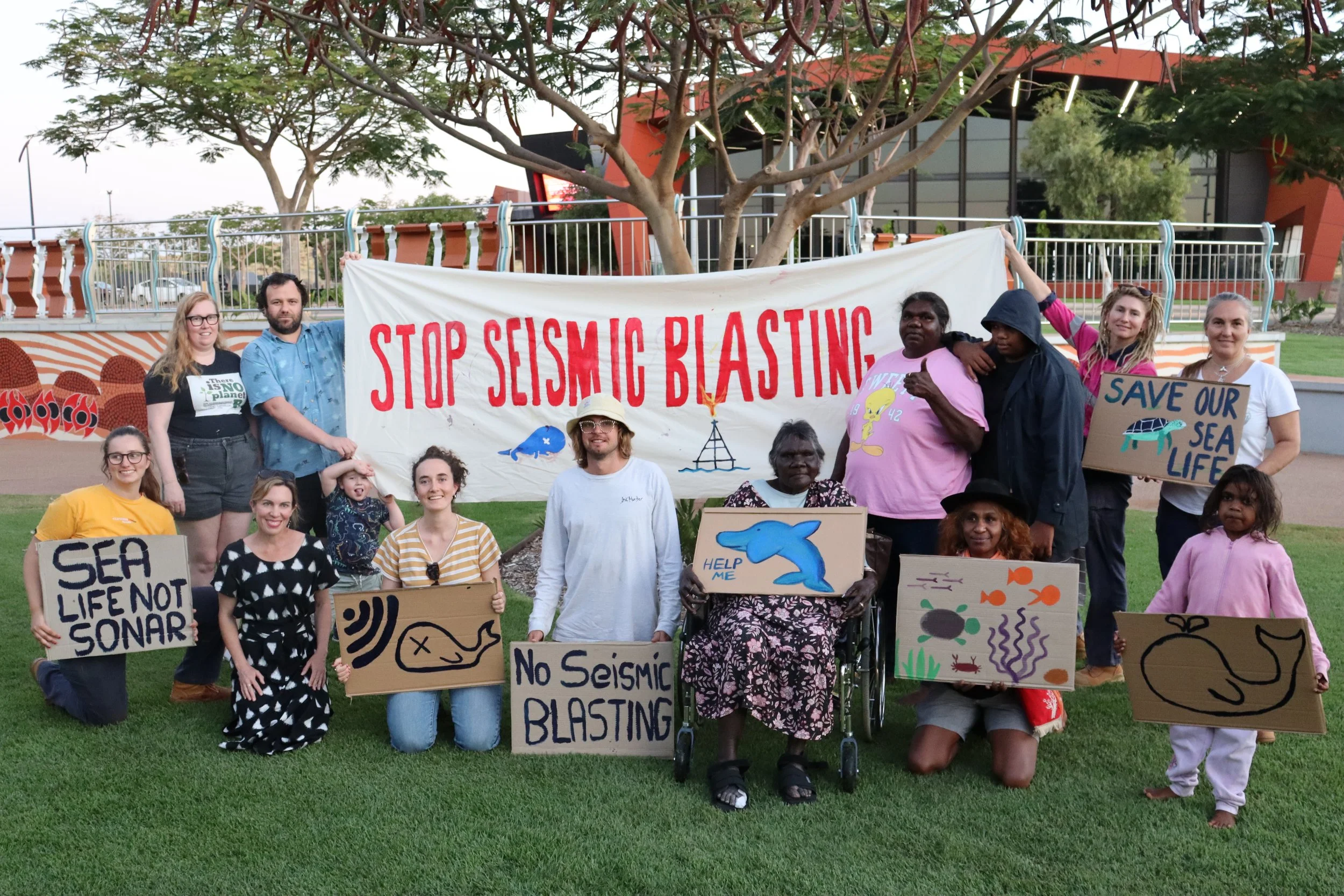 PILBARA CUSTODIANS AND COMMUNITY MEMBERS PROTEST WOODSIDE'S SEISMIC BLASTING