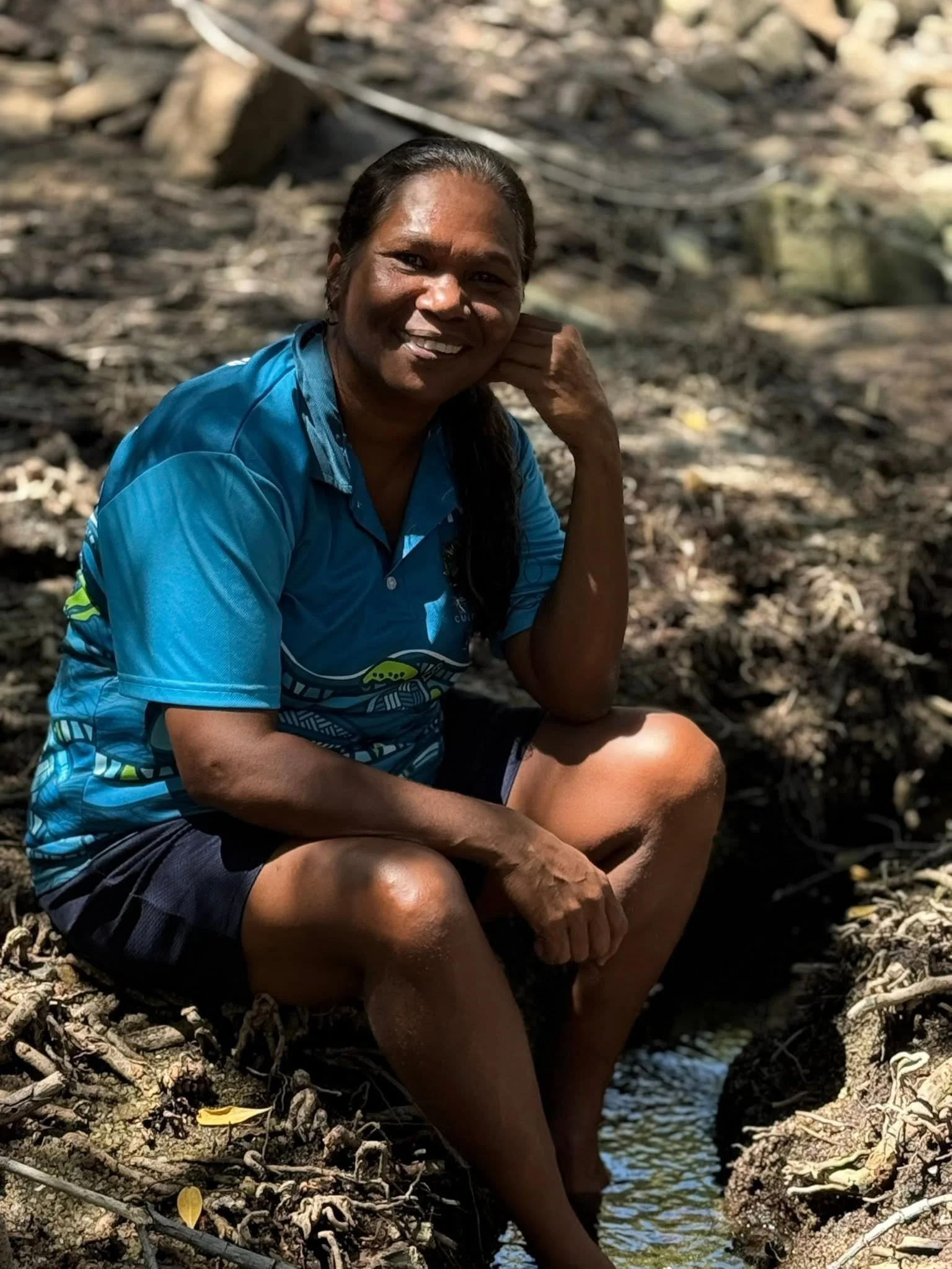 FROM JAWI SEA COUNTRY TO THE WORLD: ROSANNA ANGUS’ AWARD-WINNING JOURNEY