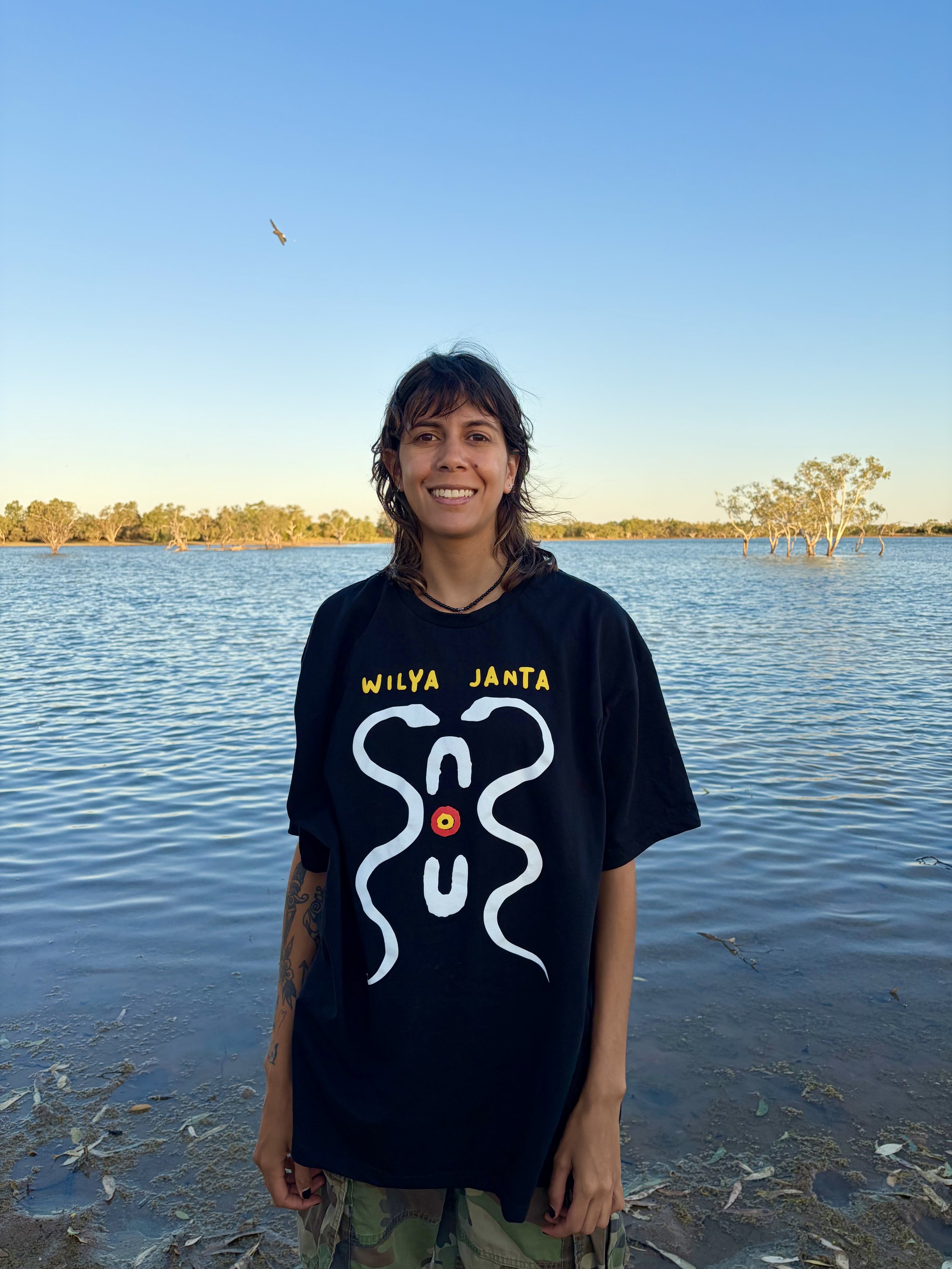 ‘THE ELDERS ARE WATCHING’, KAT WILLIAMS LEADS ON COUNTRY WITH WILYA JANTA