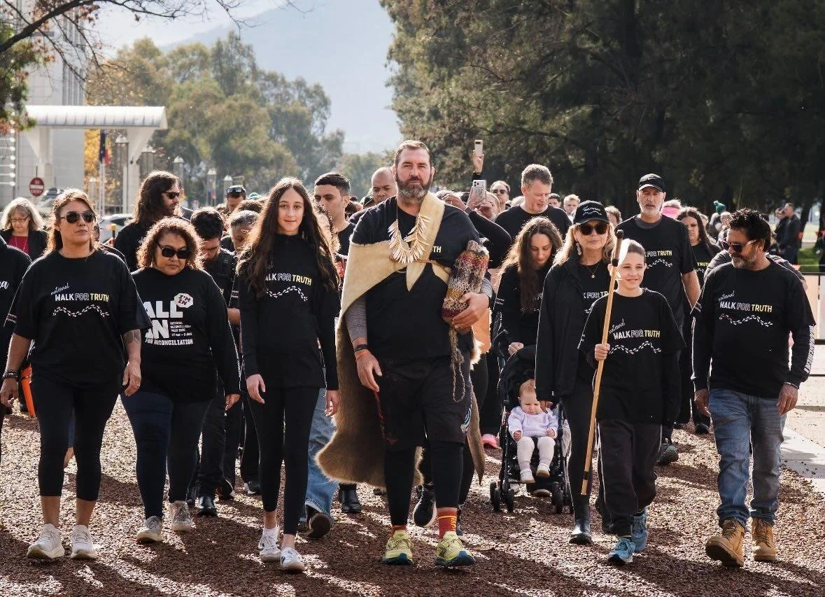 wALKFORTRUTHtravislovett.jpg