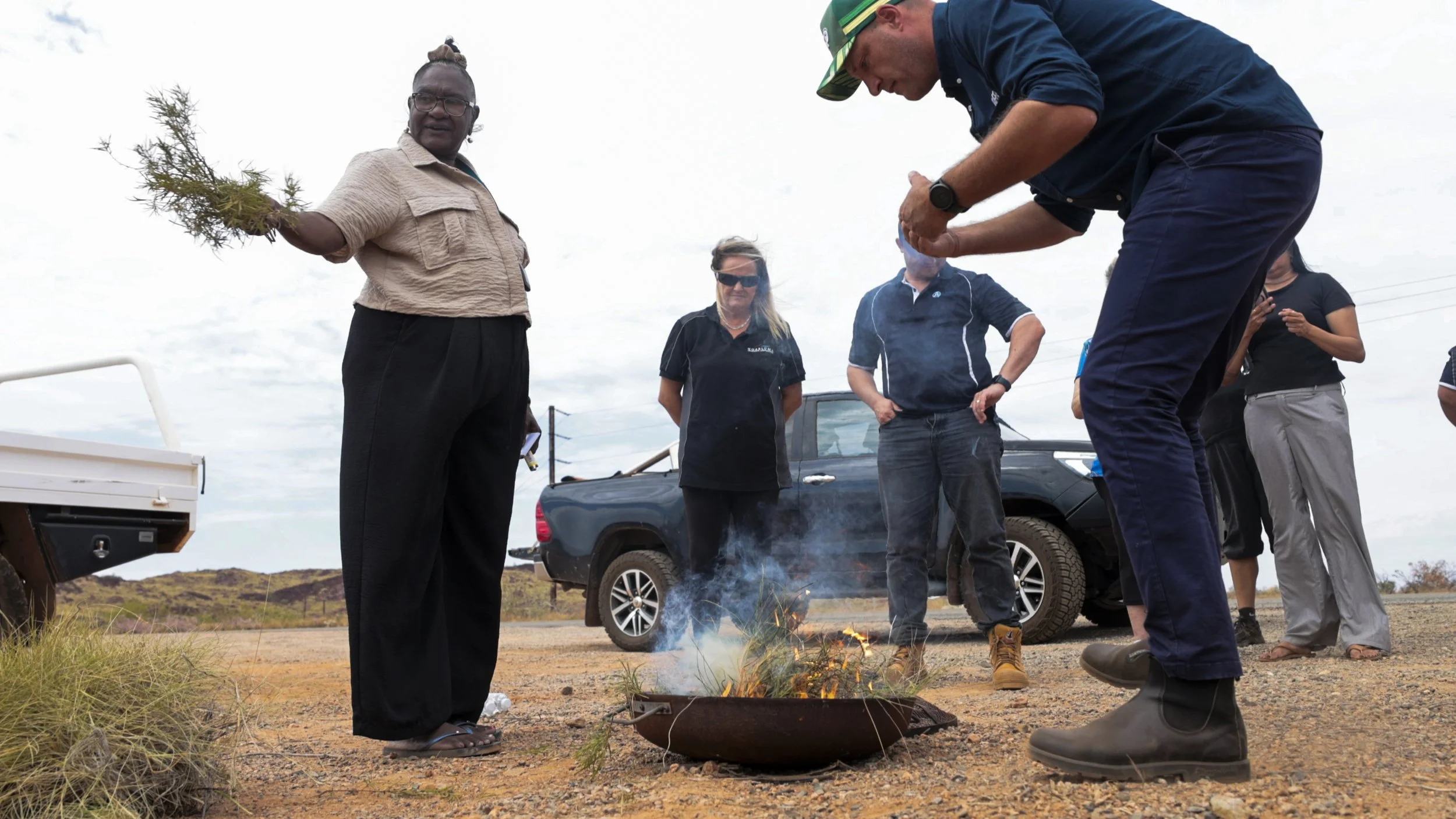 SMOKING CEREMONY MARKS BEGINNING OF MULATAGA DEVELOPMENT ON NGARLUMA COUNTRY