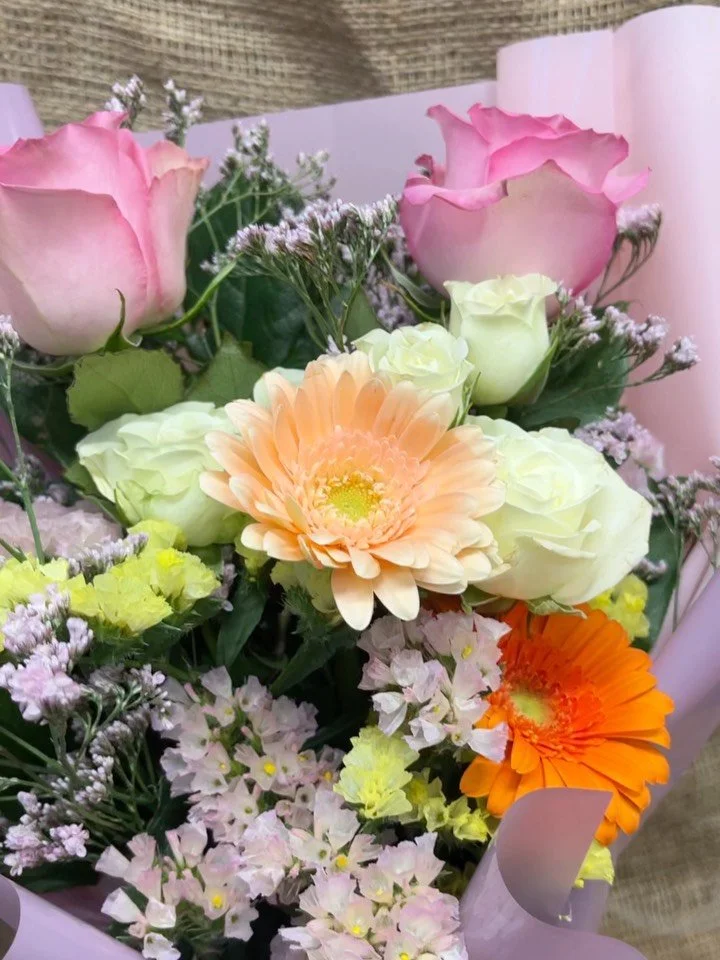 Pretty Korean style bouquets 💐💐

#bouquet #flower #flowershop