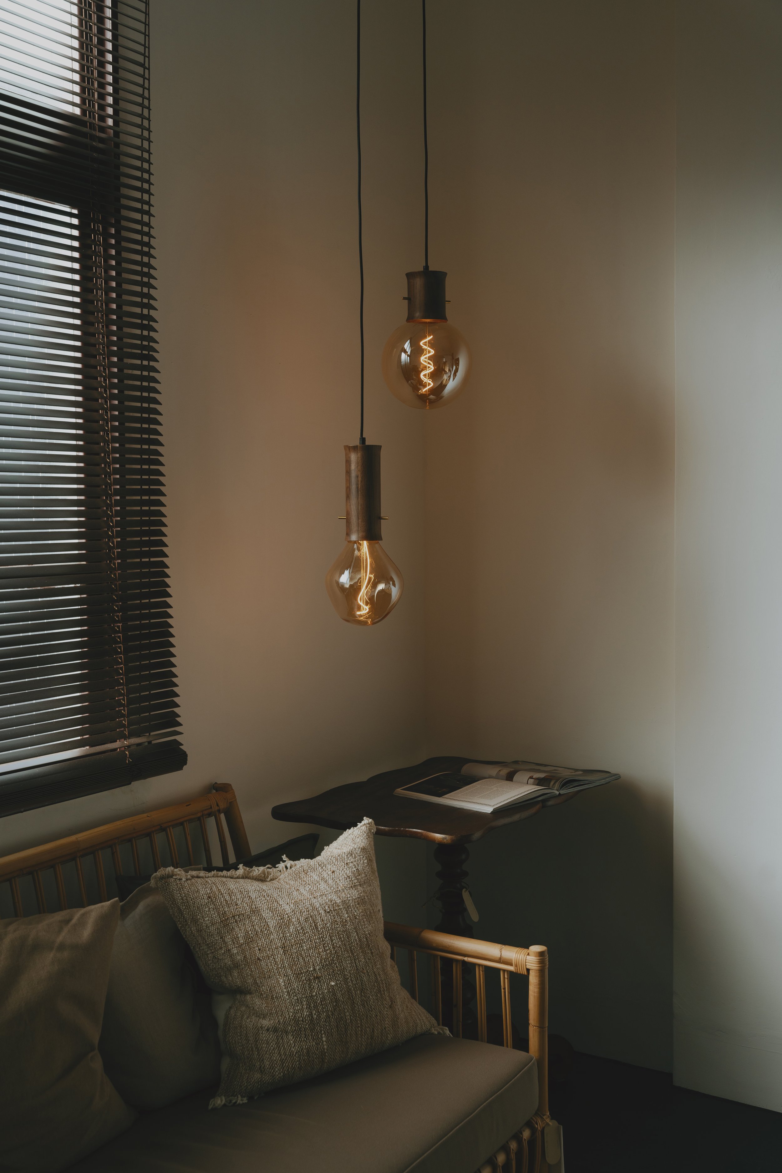 Zan Light - Walnut