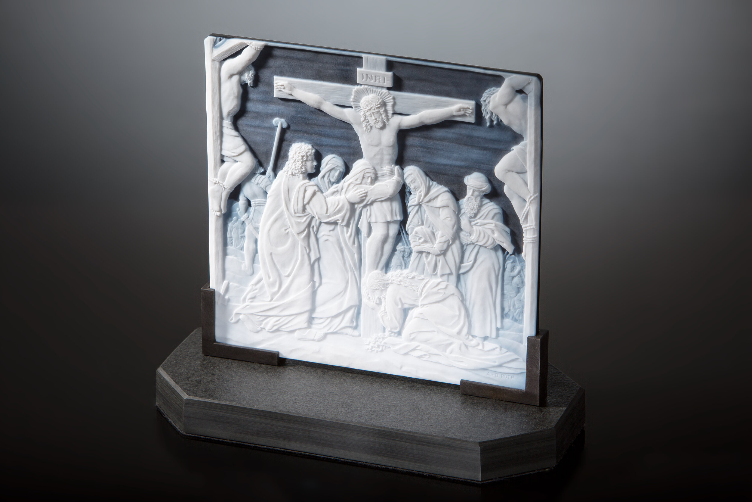 Cameo Sculpture - The Crucifixion of Christ - gemsandcarvings.com