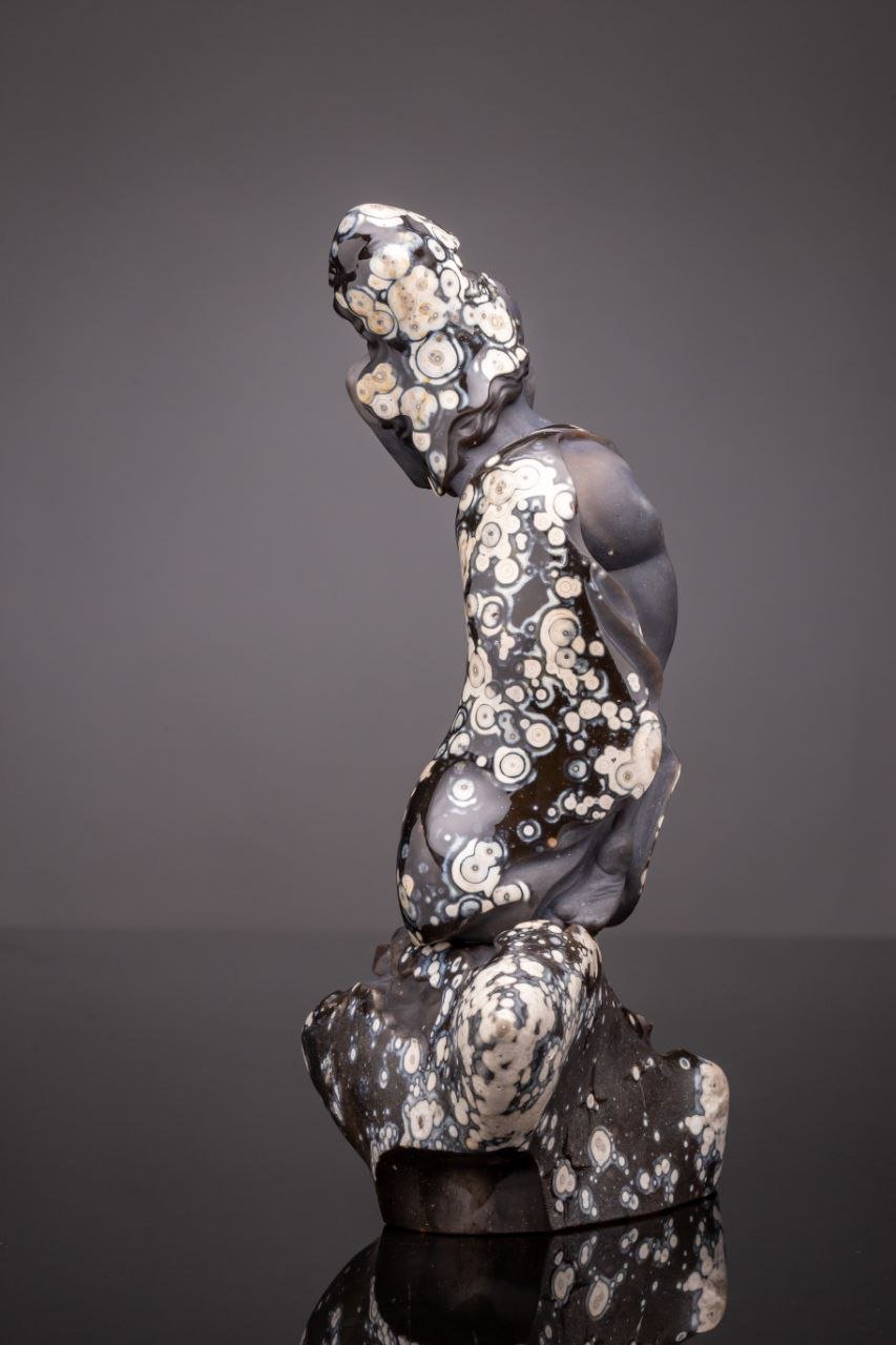 Snow in Delhi Sculpture-1-gemsandcarvings.com