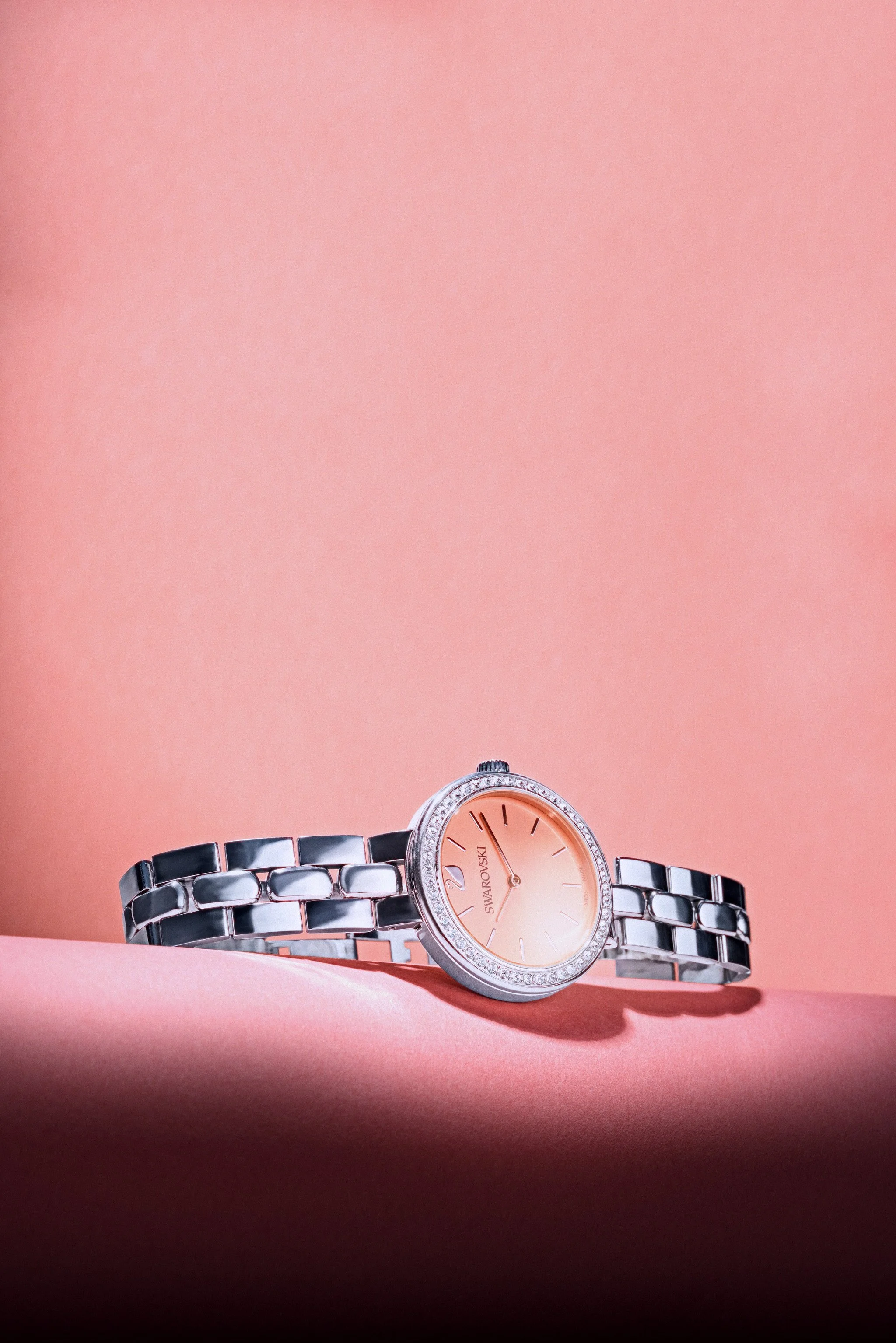 swarofski-watch-pink-geran-raath-69be5e14820a4.jpg