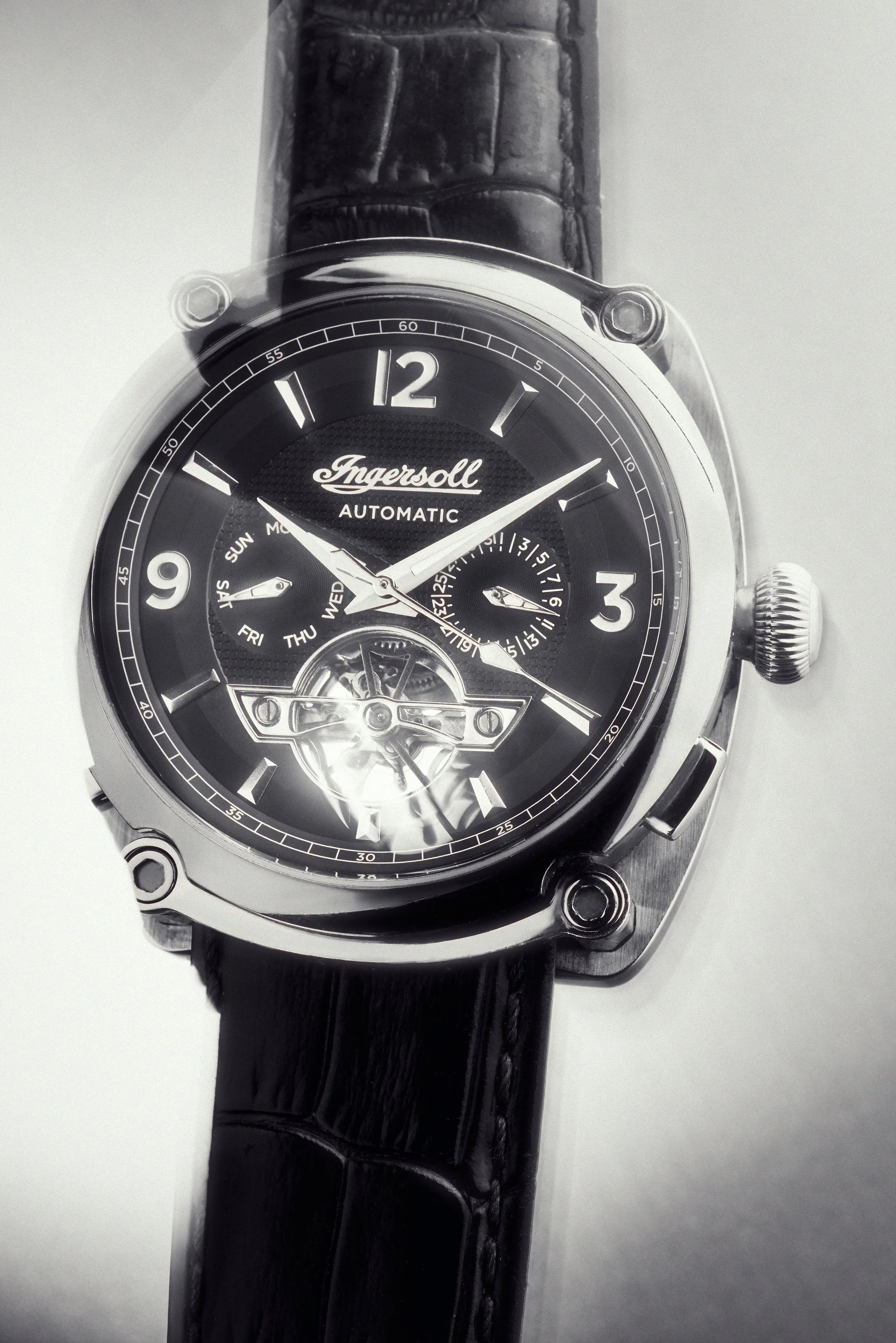 ingersol-watch-bw-front-geran-raath-69be5e12160de.jpg