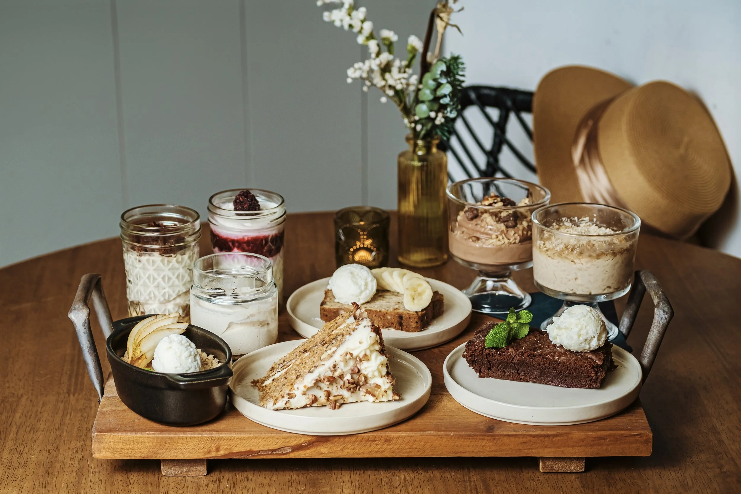 Banana Loaf Porto, Best Carrot Cake with Cream Cheese Frosting Porto, Vegan Desserts Porto, Gluten Free Desserts Porto, Apple Crumble Porto