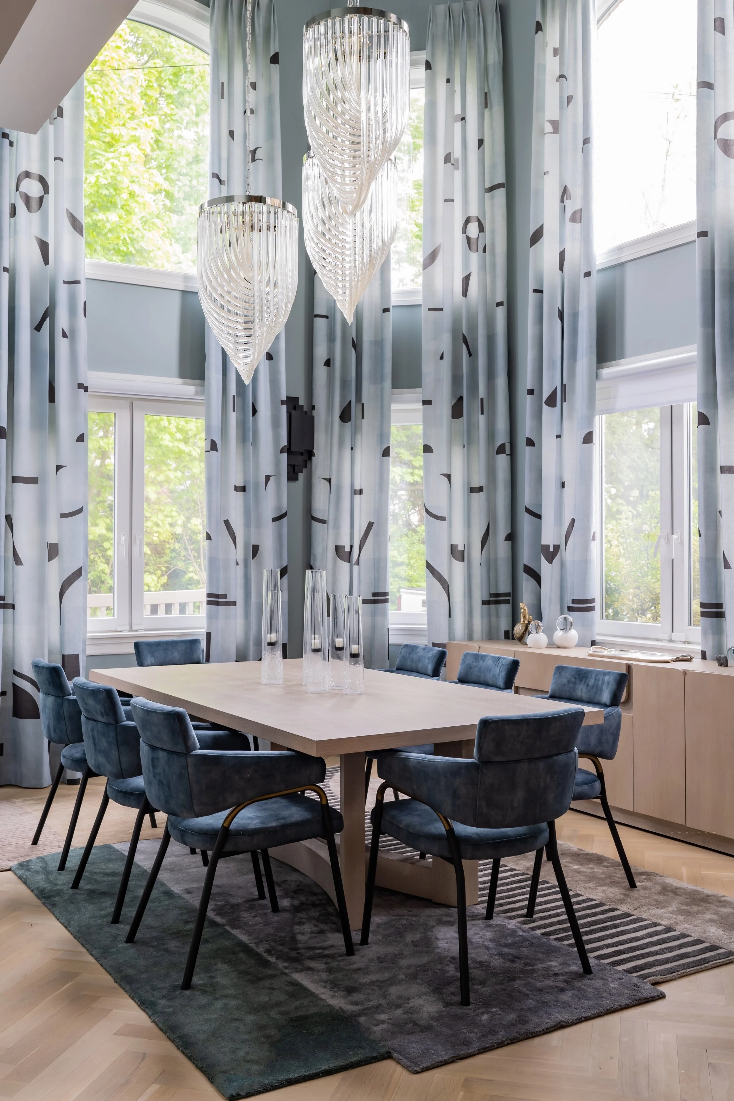 Modern Elegant & Blue Dining Room Bayside, NY House of Meraki