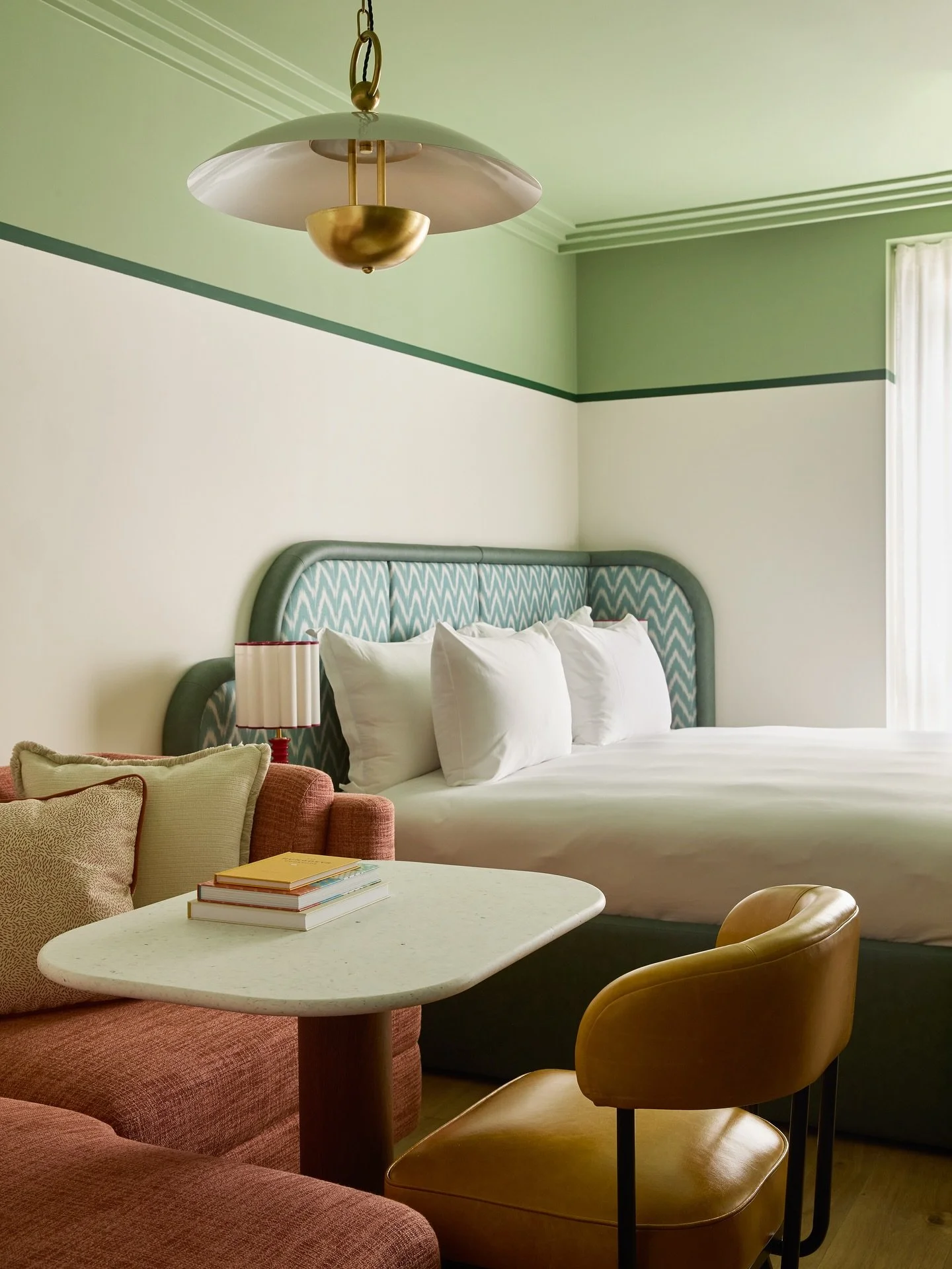 @timeoutlondon has named @thejulyhotels London Victoria the best boutique hotel in London. 🏆

The July London Victoria opened in June 2025 on Vauxhall Bridge Road. Its 114 rooms range from stylish studios to three-bedroom apartments. 

The aparthote