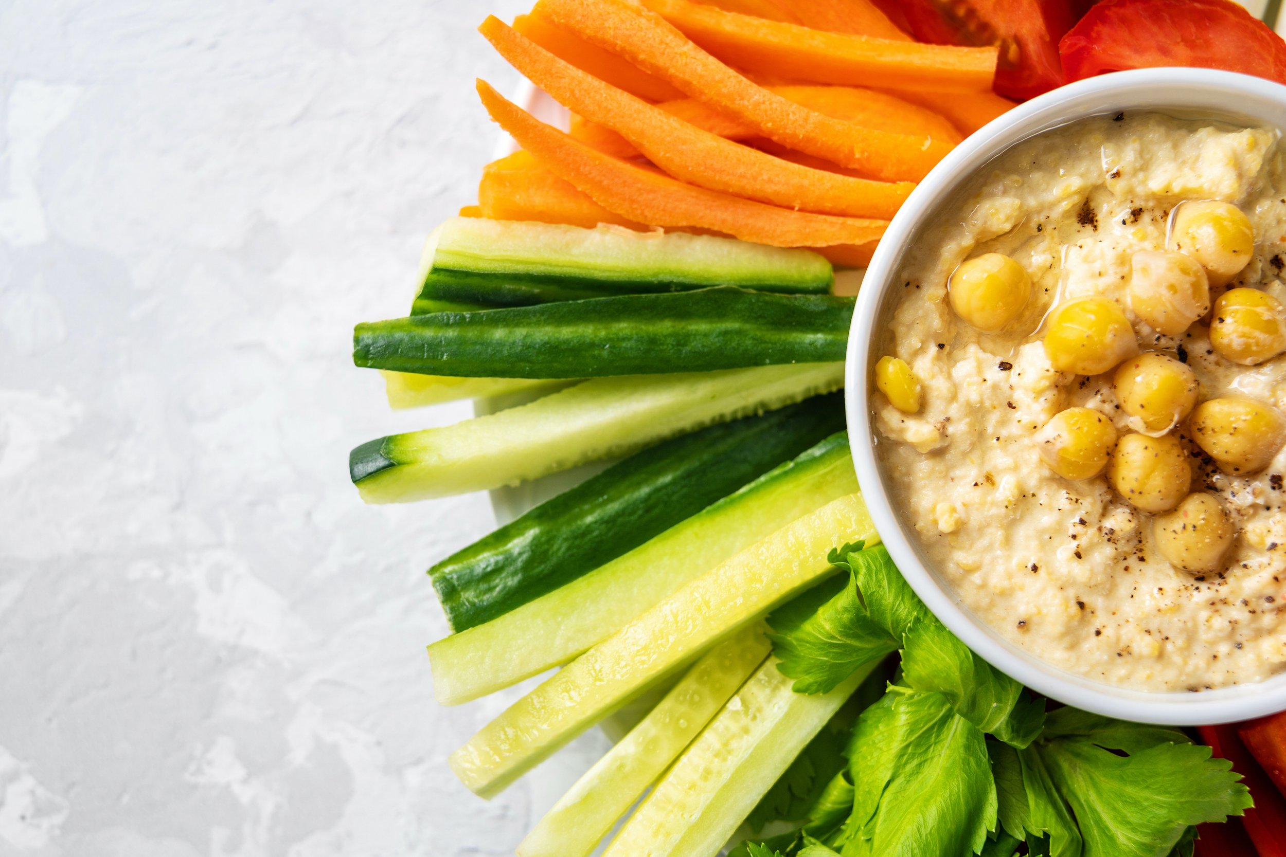raw vegetables and dip