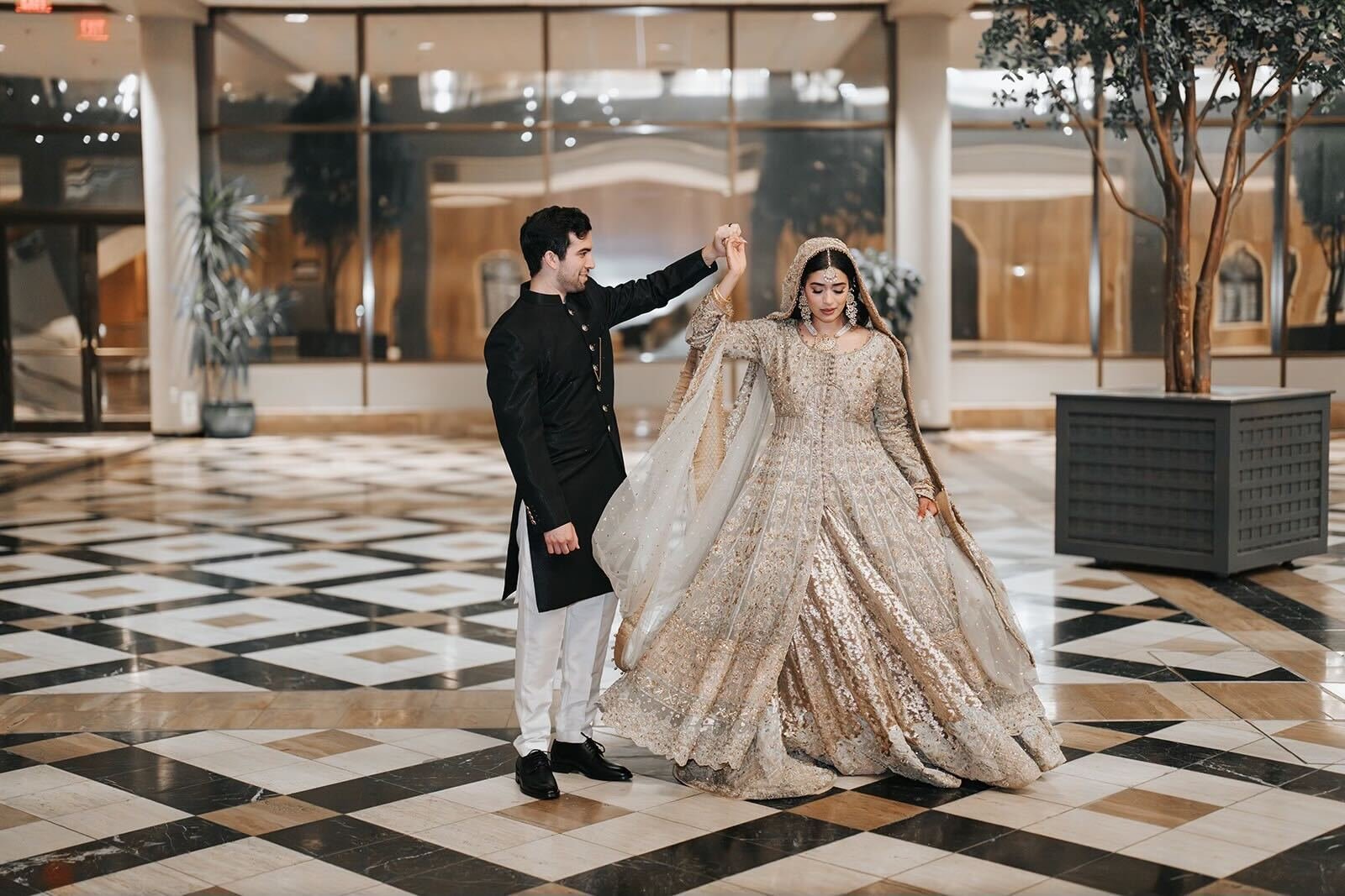 Trends in Wedding Photography: What’s Hot in 2024