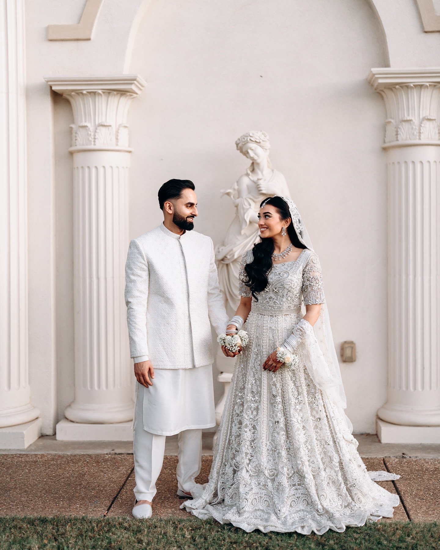 Saima &amp; Qasim 🤍 N I K K A H

Photo/video: @black.iris.photos
Photo assistant: @carlotti.photography
Venue: @springsvenue
Decorator: @emyflowr
Hair: @estephaniemirandamua
Dessert: @dallas.sweetshop
Caterer: @deccangrillirving
DJ/ Emcee: @deejay_s