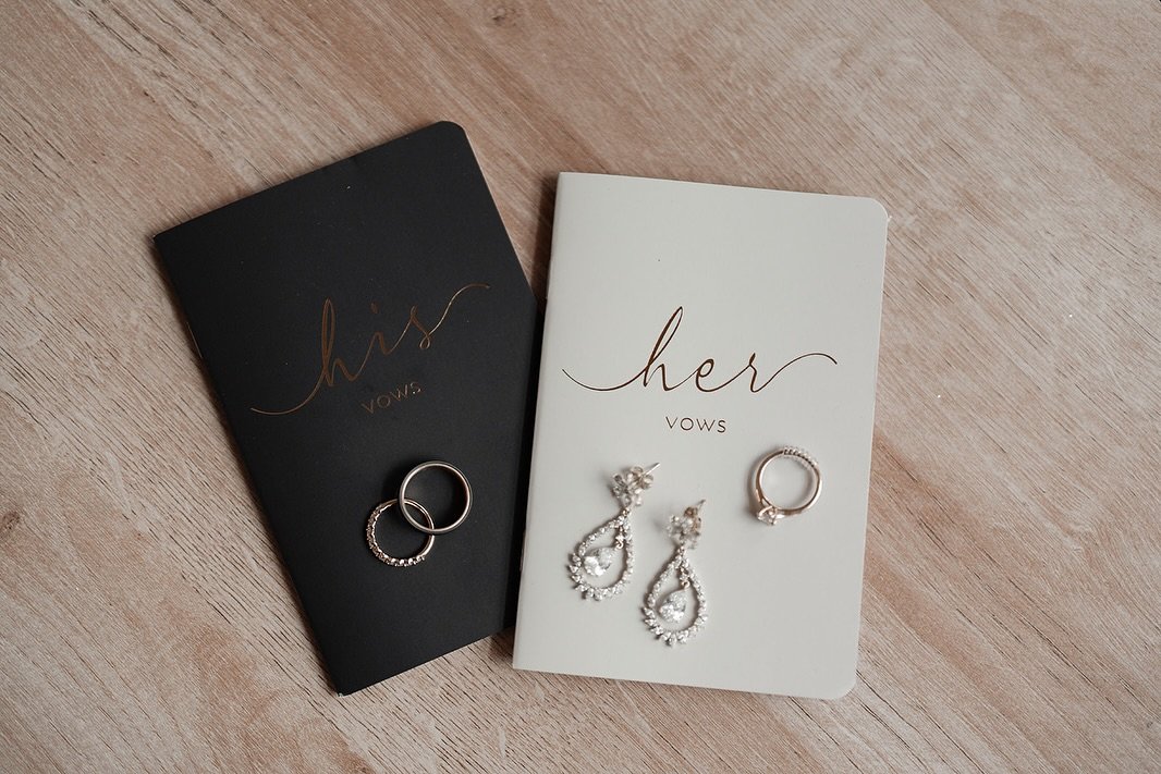 his &amp; hers 🤍

Photography by @black.iris.photos
@veilandvinecoordination
@halloflightsevents
@bluefiretotalcatering
@outspokenvisions
@jaynicoleartistry
@jjdrapes
@loveinfocus.bytas
@photographsbykp
