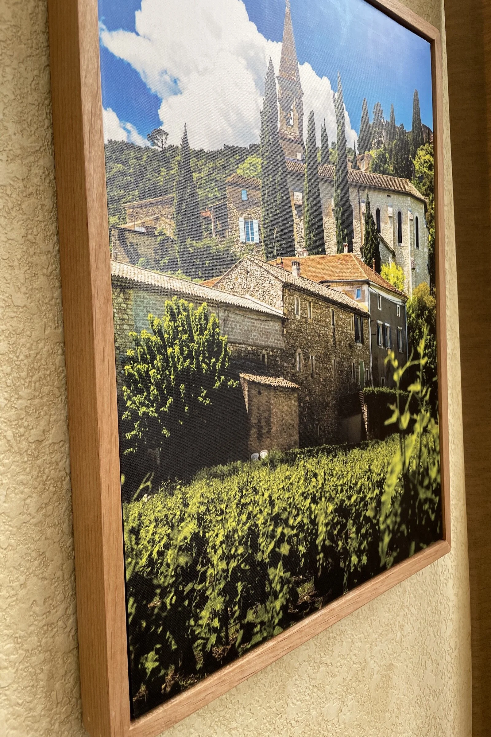 La Roque-sur-Ceze, France frame edge.jpg