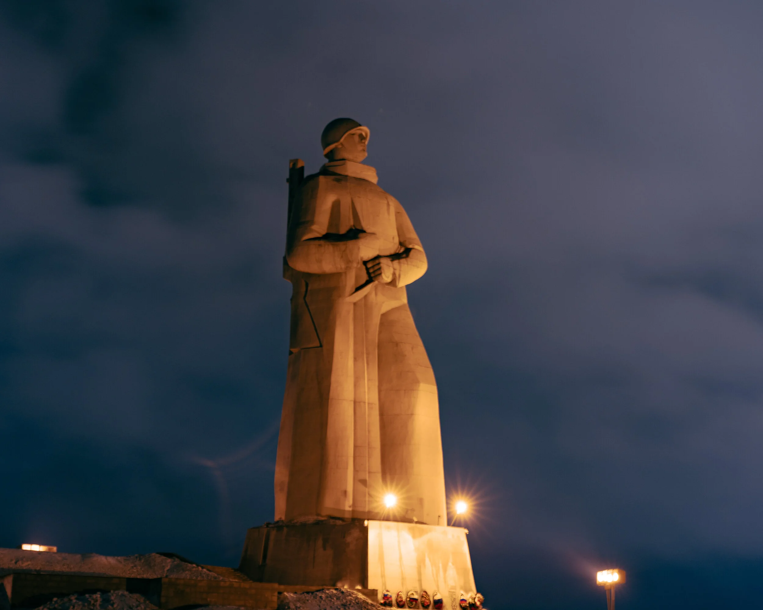 Monument aux défenseurs de l'Arctique soviétique pendant la Grande Guerre patriotique