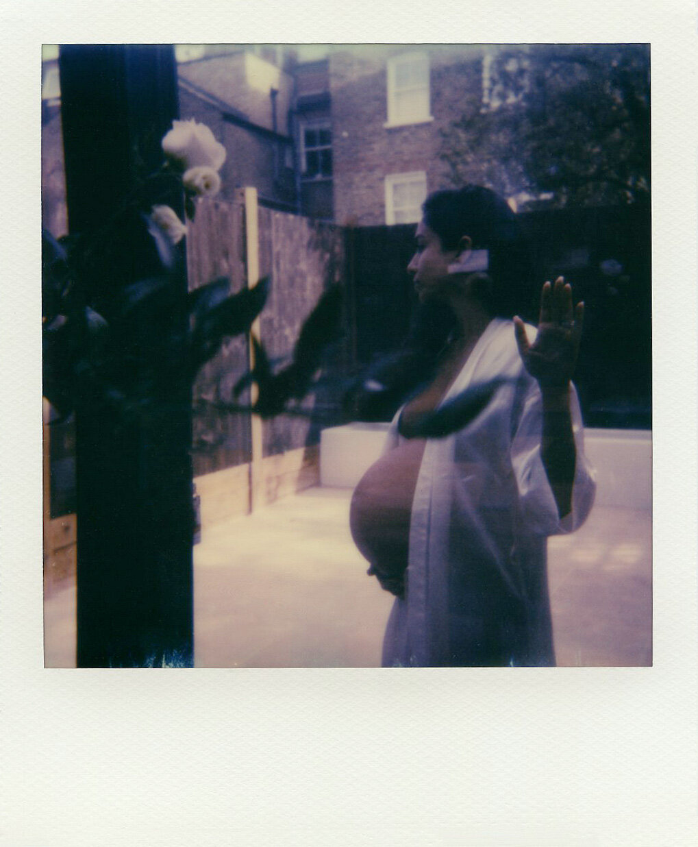 pregnancy-polaroid-london09.jpg