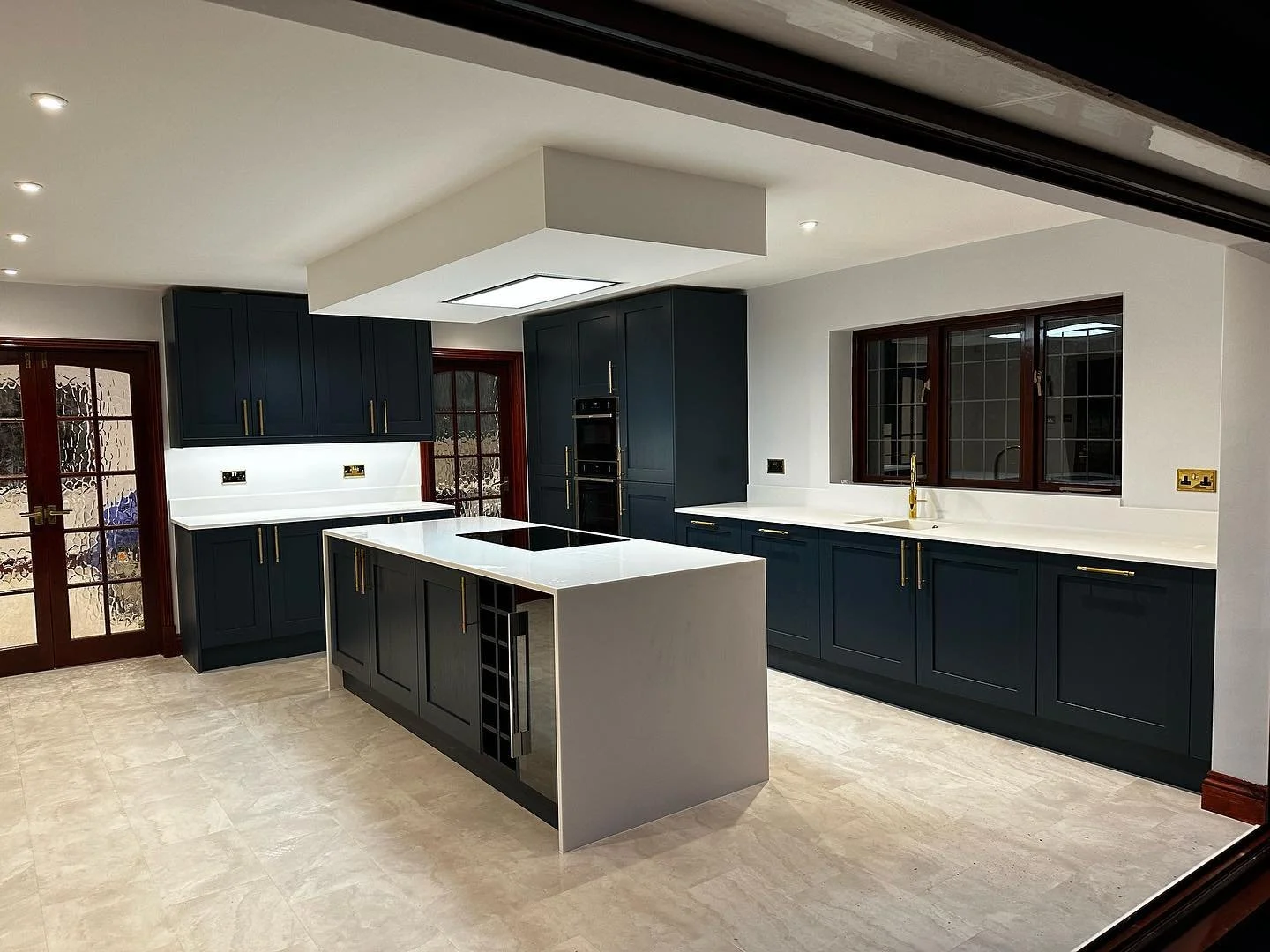 Dark blue kitchen.jpg