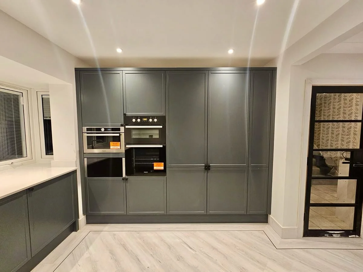 Modern kitchen 3.jpg