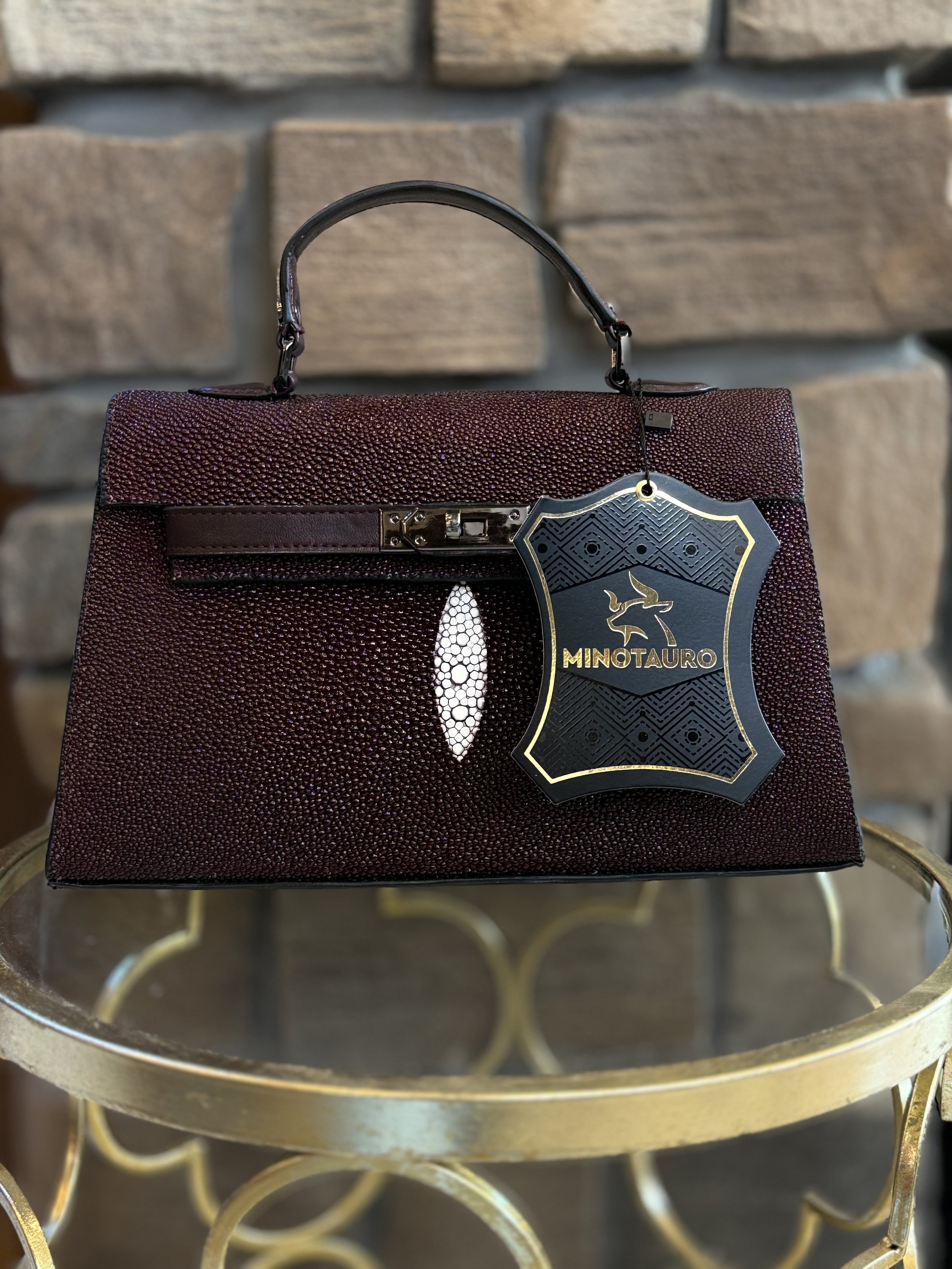 EXOTIC BURGUNDY STINGRAY