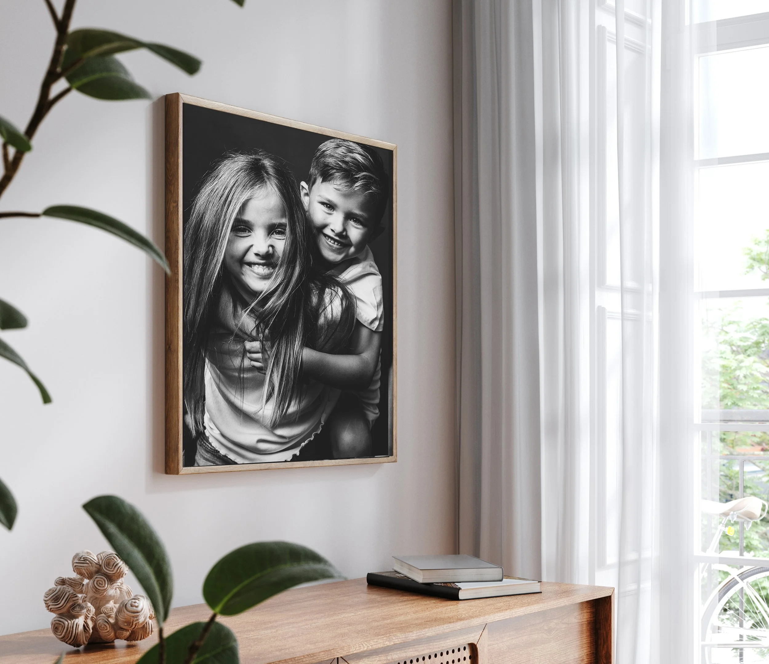 Dark-SL-siblings-1.jpg