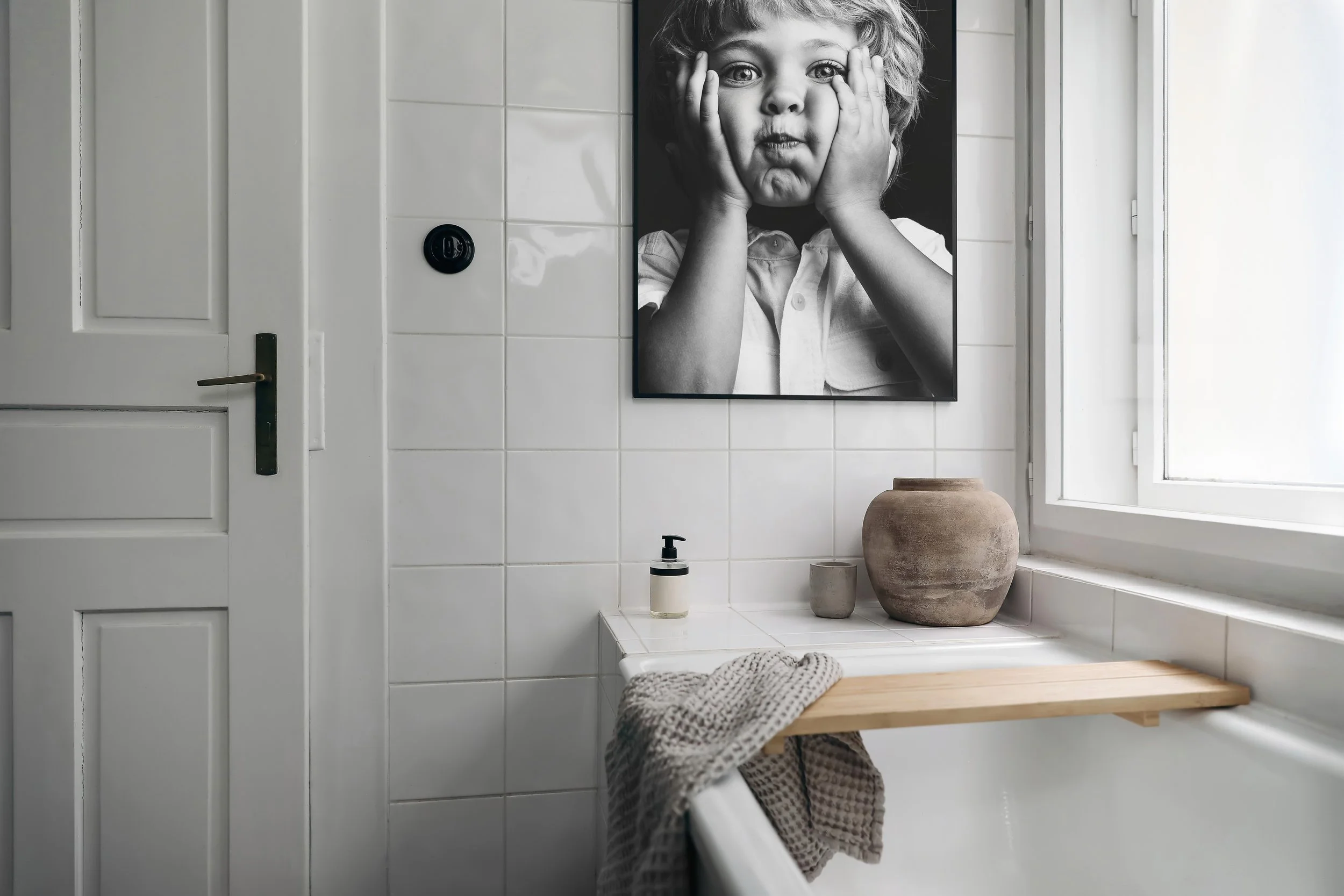 SL-Dark-Dawson-Bath-BW.jpg