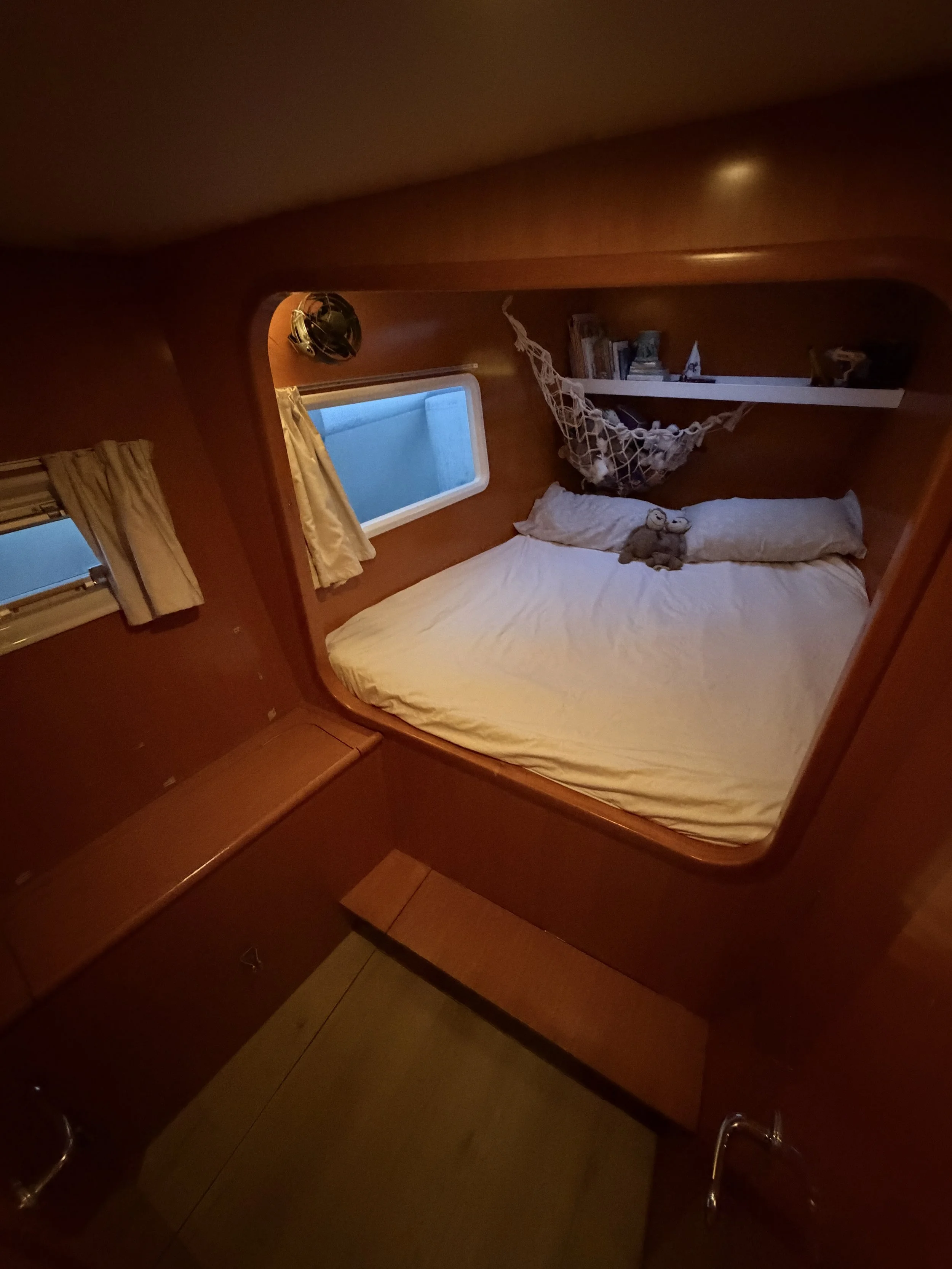 Port forward double cabin.